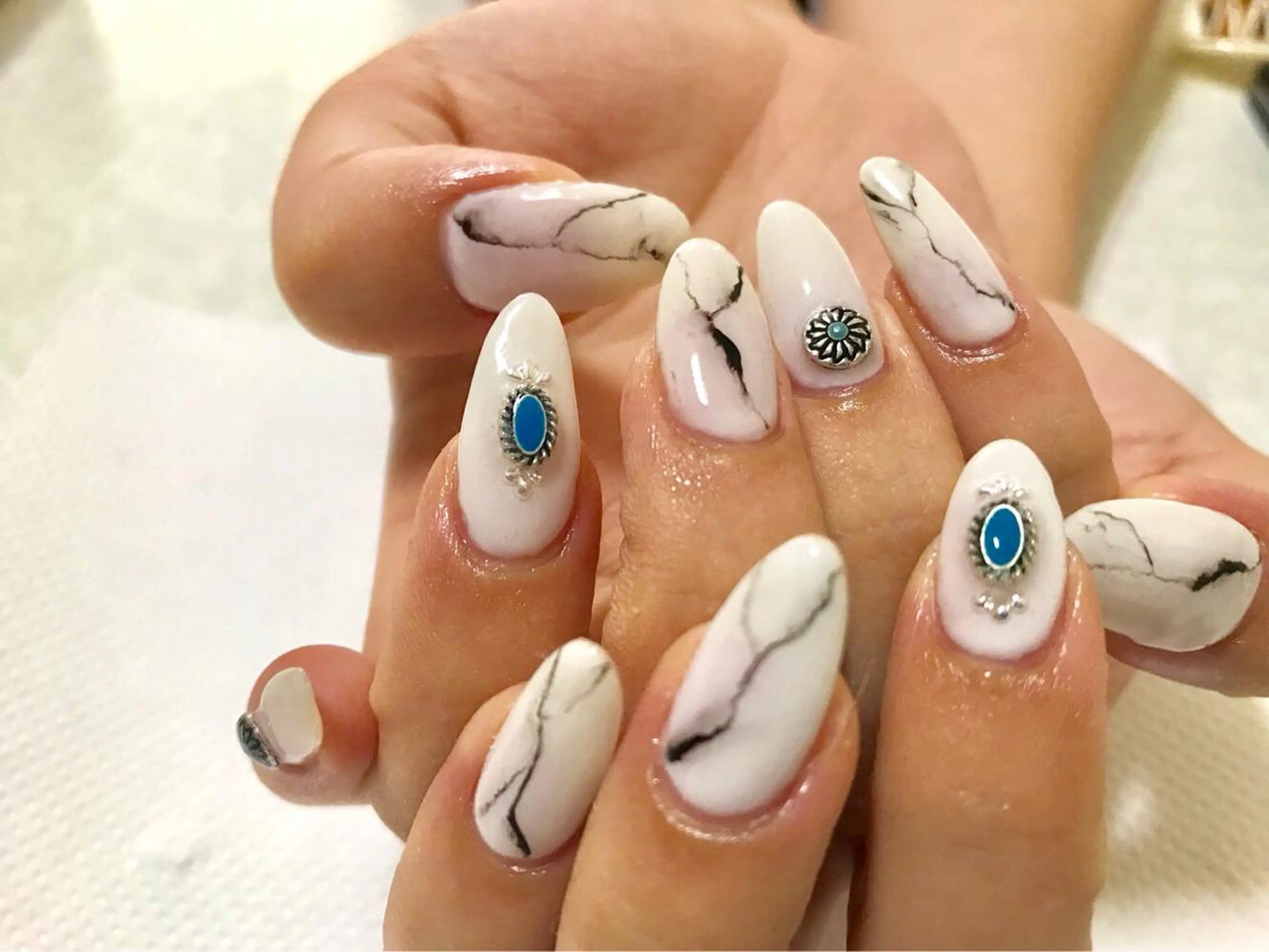 ネイル 高山 歩美のネイルデザイン