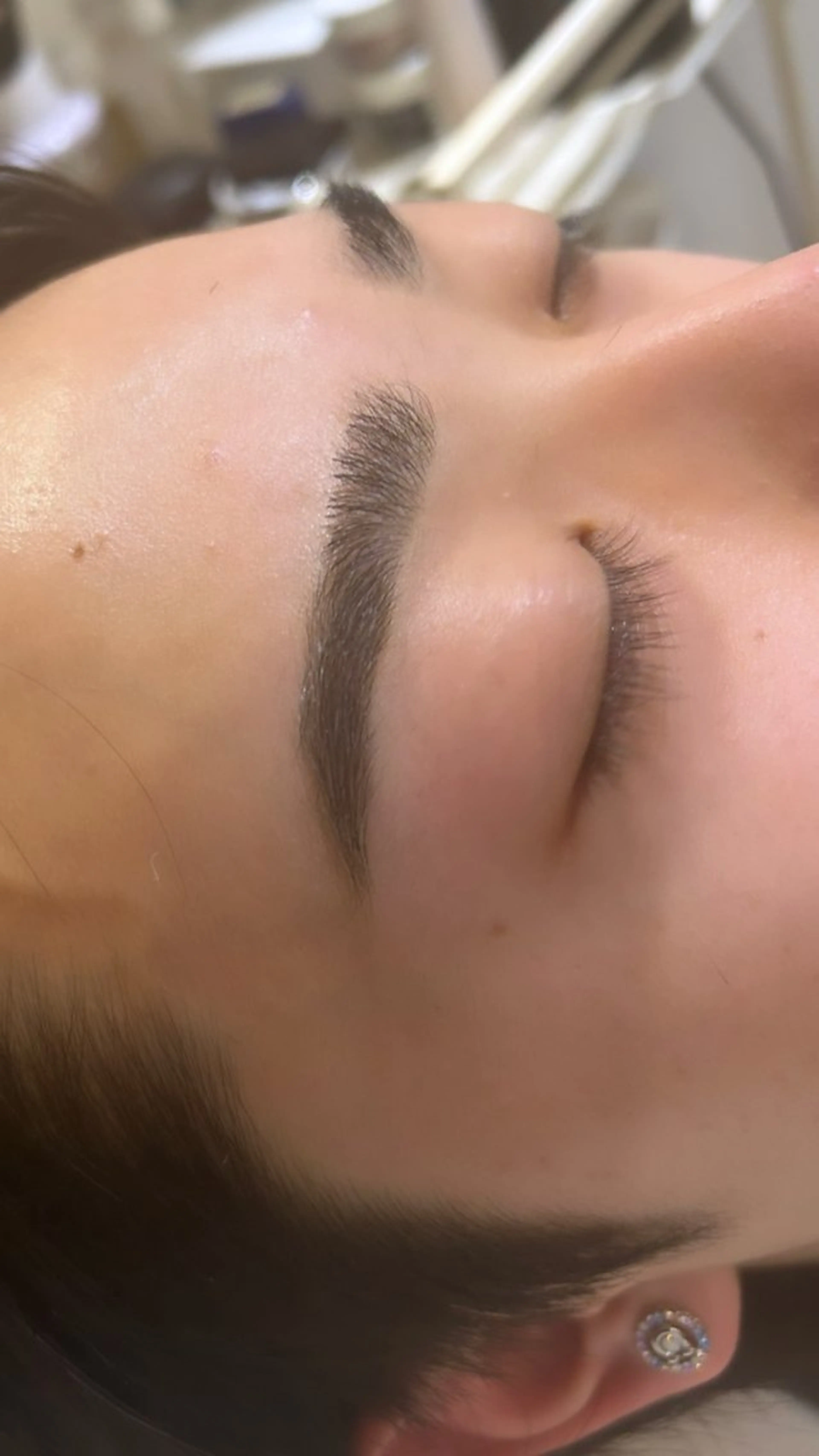 アイブロウ 有薗 こころのヘアスタイル