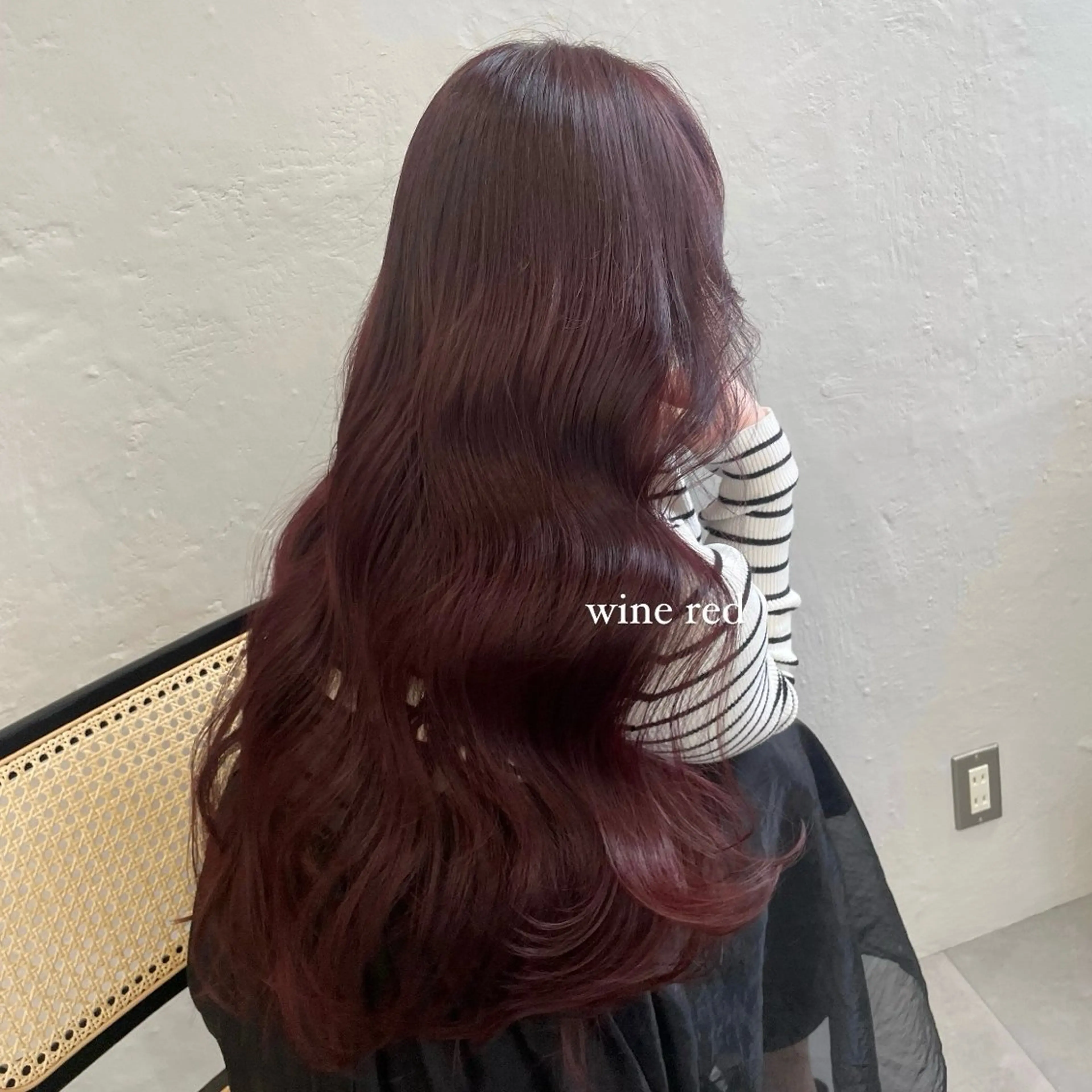 ロング Mirai/ 艶カラー/暖色カラーのヘアスタイル