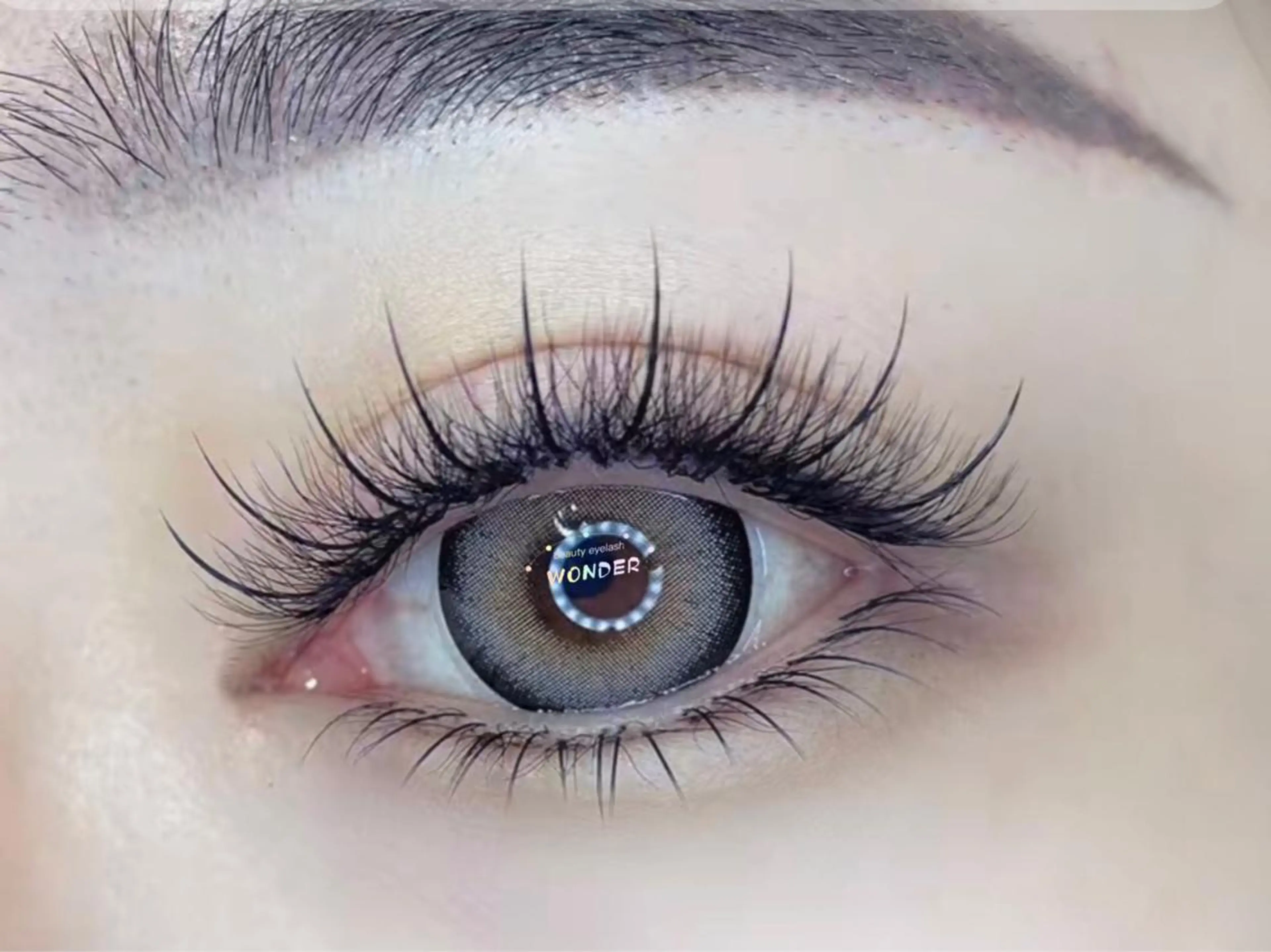 束感ボリュームラッシュワンホンマツエク7束300本¥7980→¥6980の写真