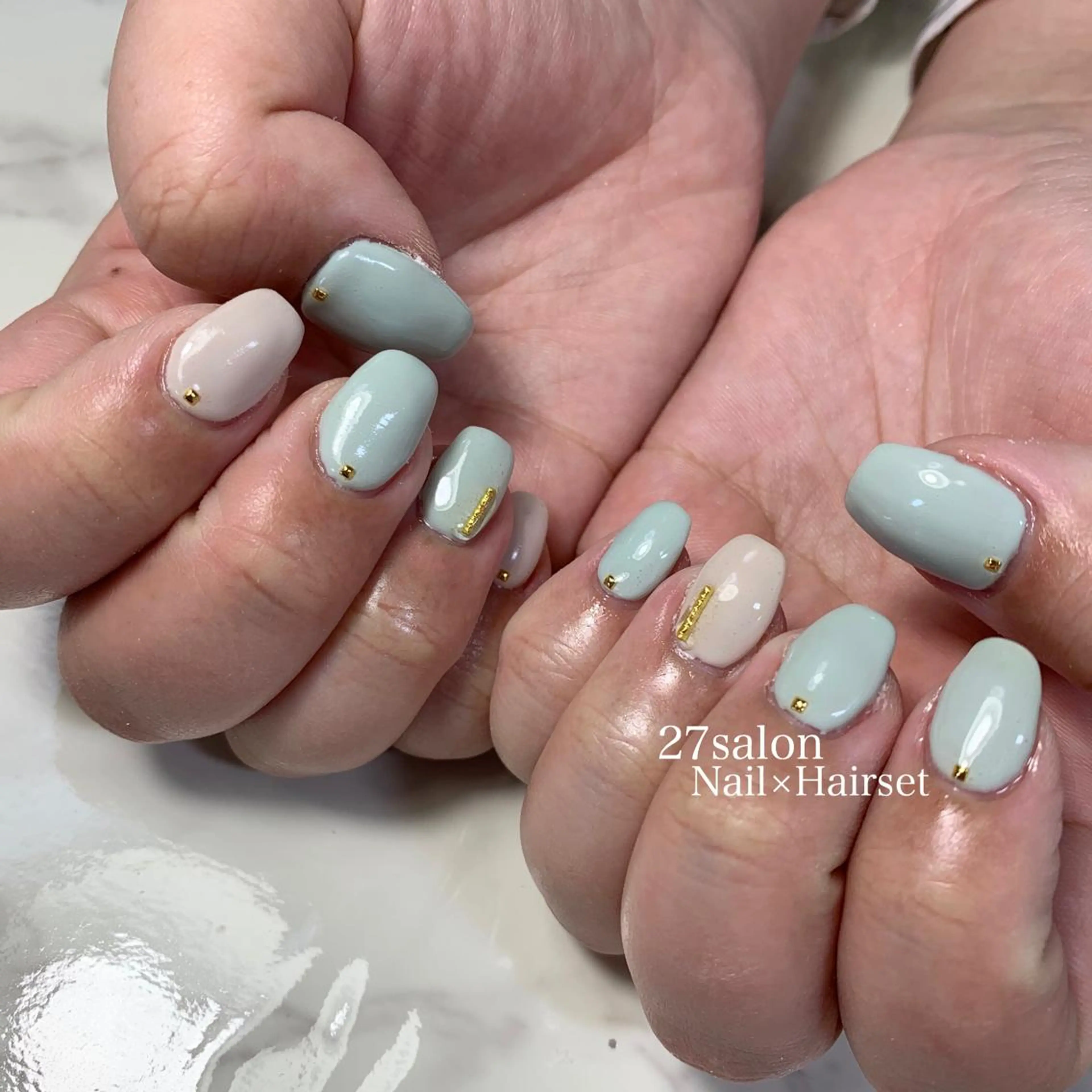 ネイル ブルー 入学式 グリーン 春ネイル 27salon yuinaのネイルデザイン