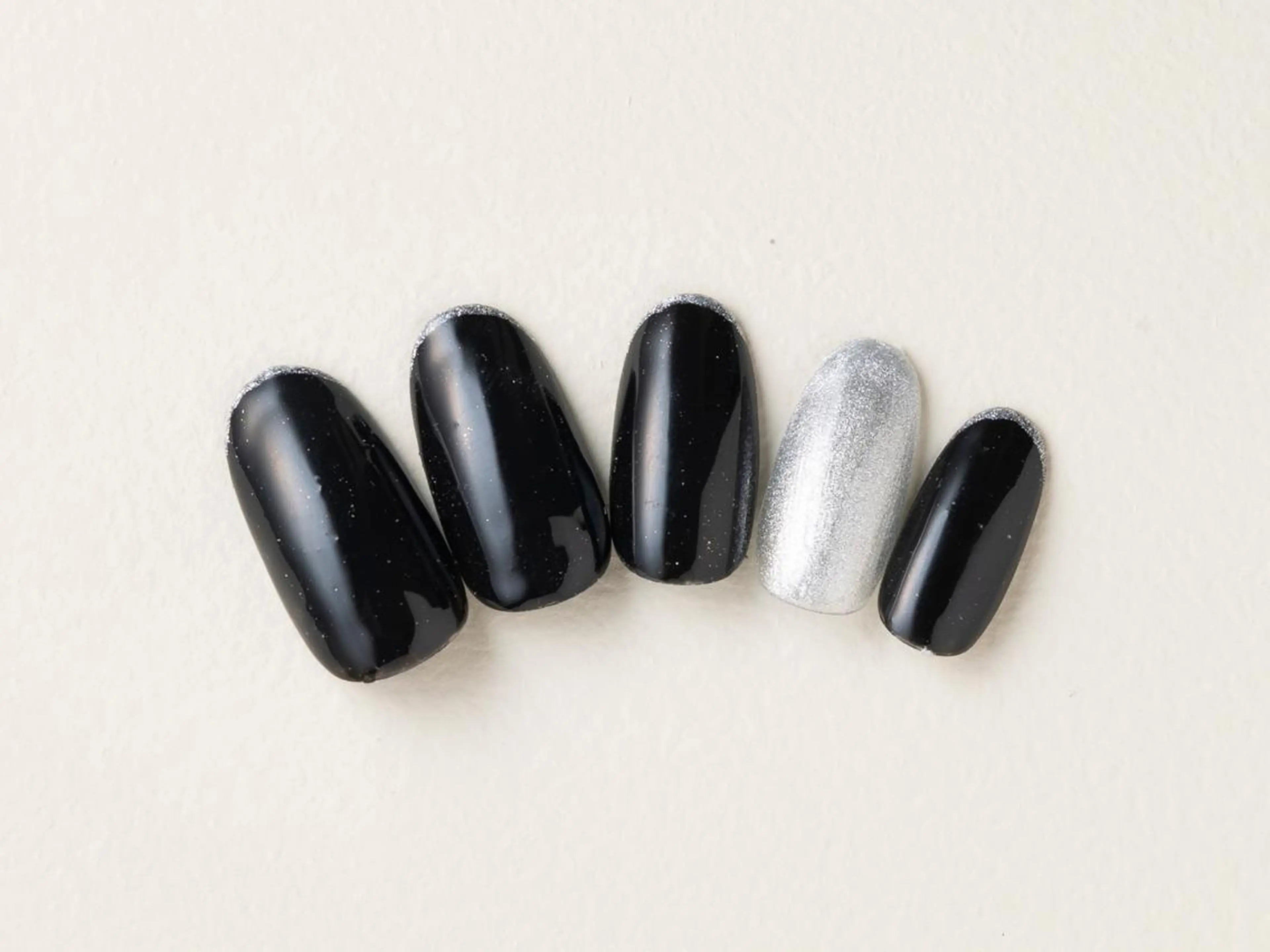 ネイル reyel Aのネイルデザイン