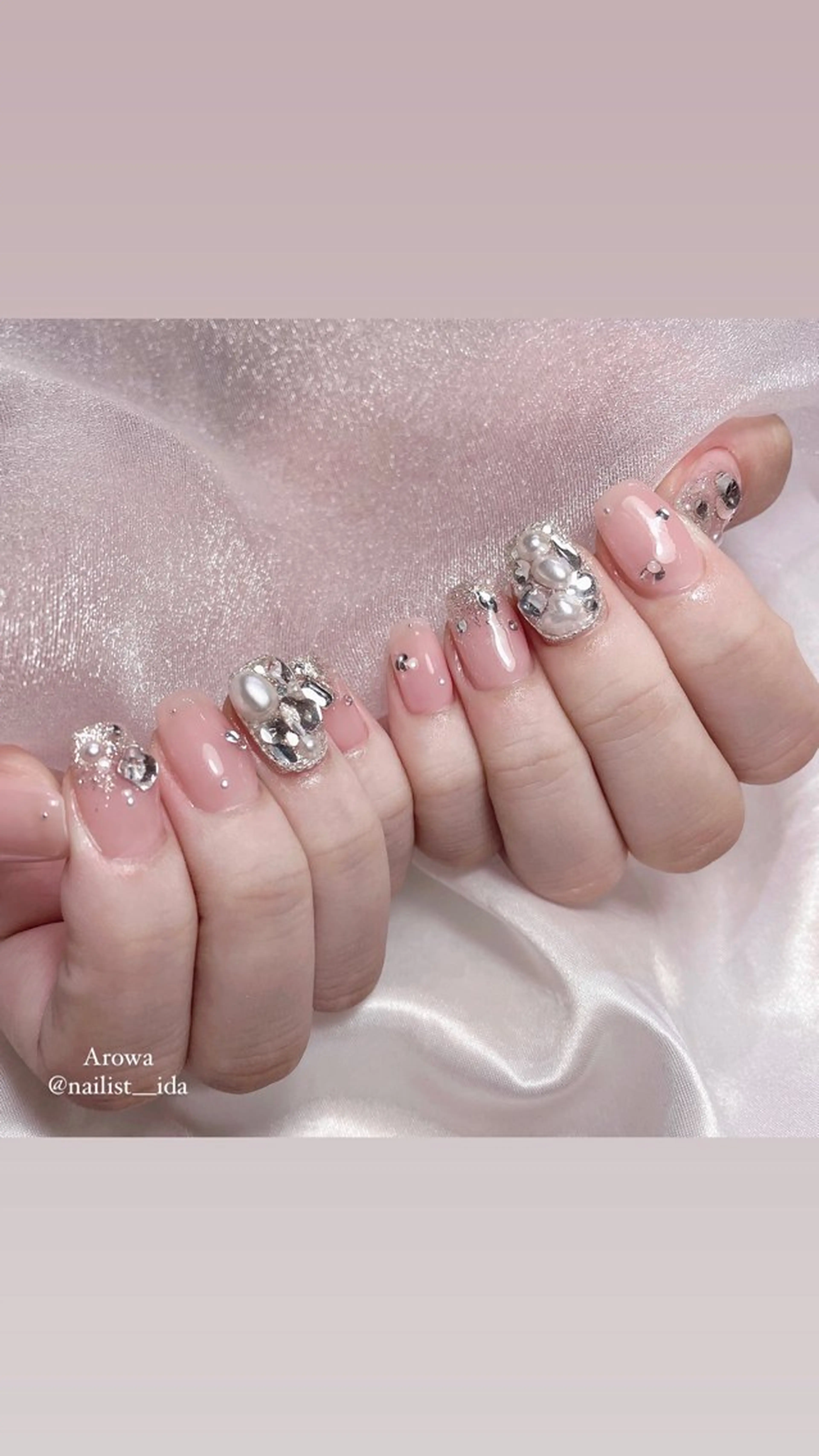 ネイル キラキラネイル Arowa 伊田のネイルデザイン