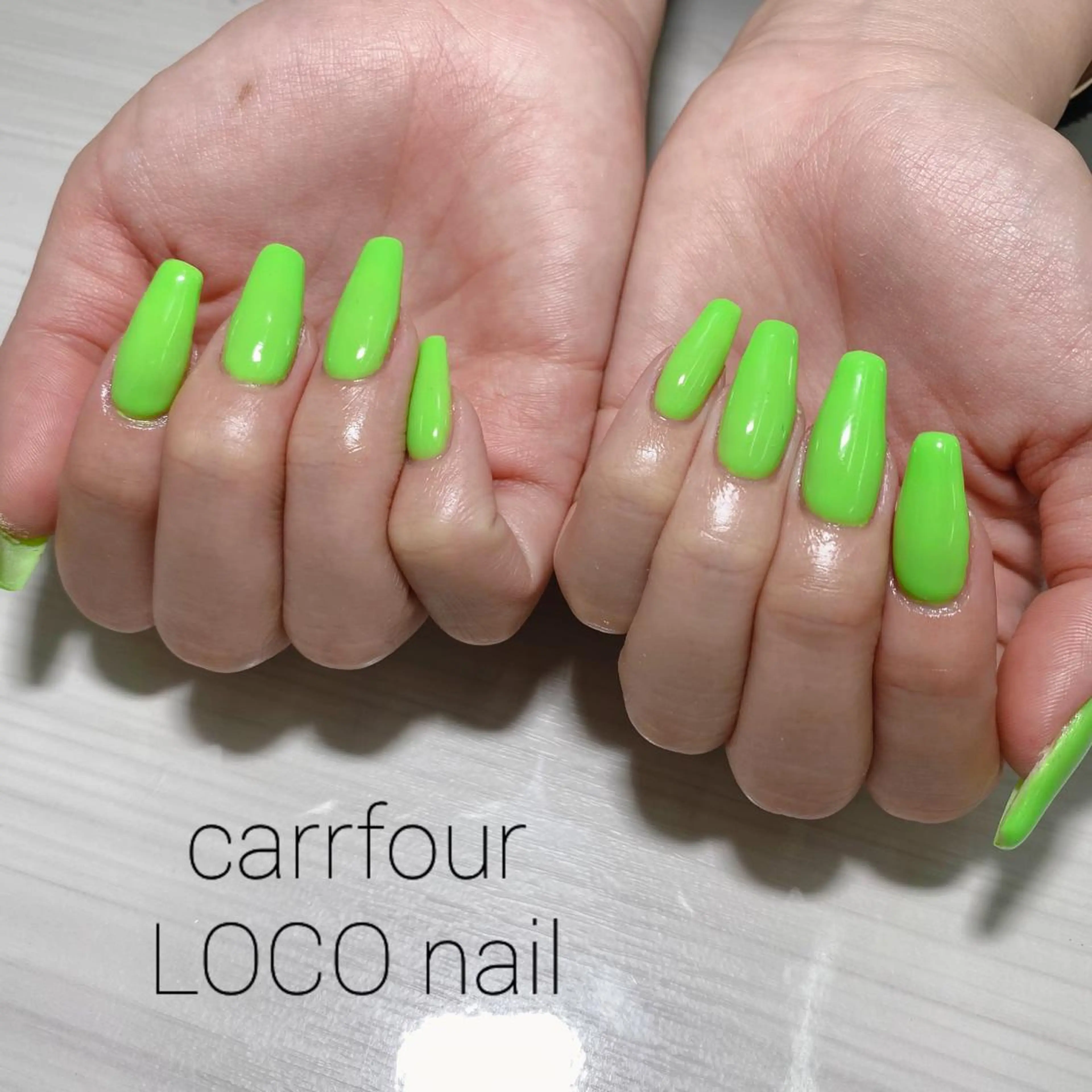 ネイル ワンカラーネイル 中村 麻衣のネイルデザイン