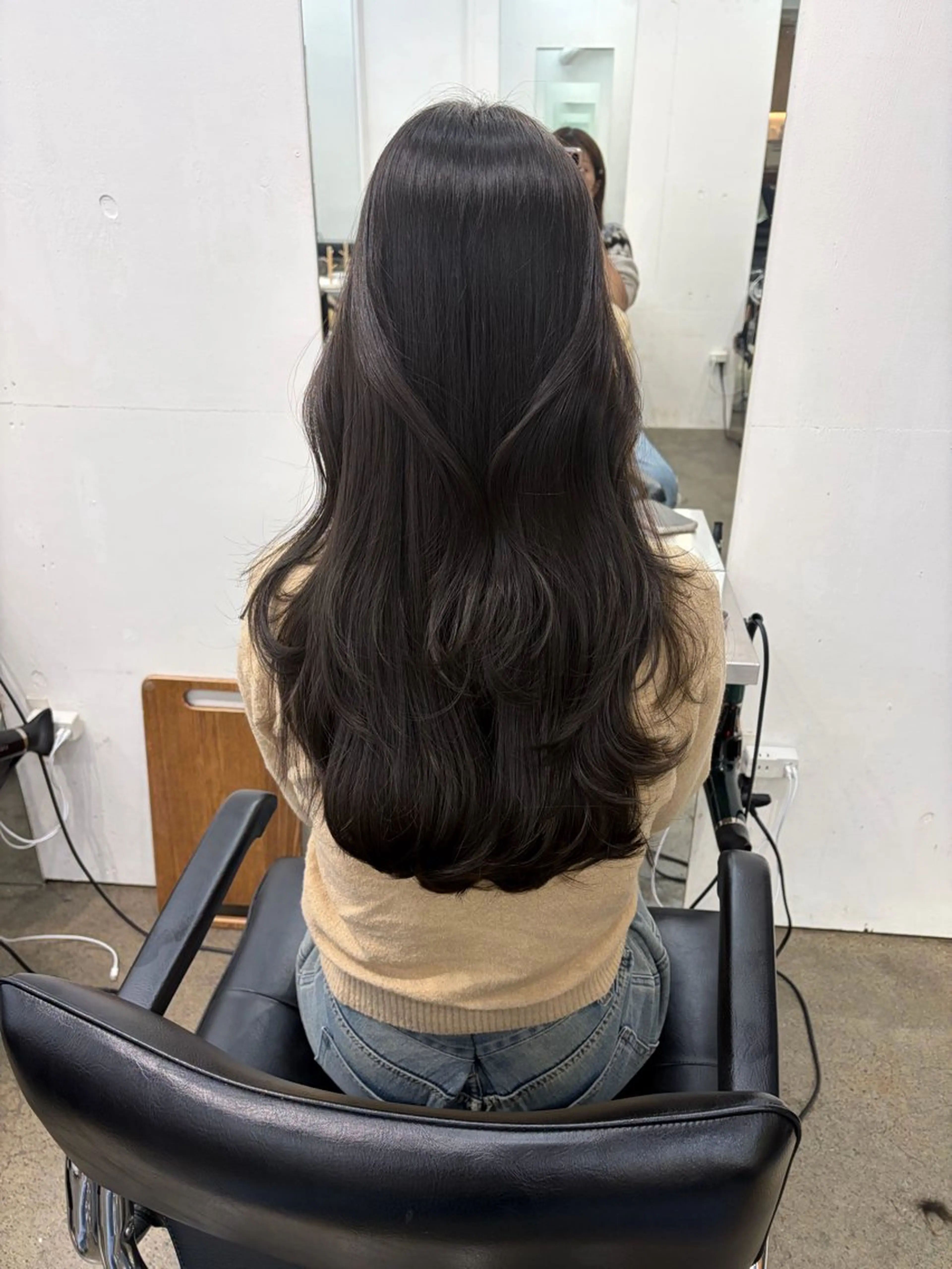 ロング カラー アディクシーカラー グレージュ イルミナカラー 韓国風ヘア レイヤーカット カット ヘアカラー トリートメント ♡🪞韓国スタイル/ MISATO🪞♡のヘアスタイル