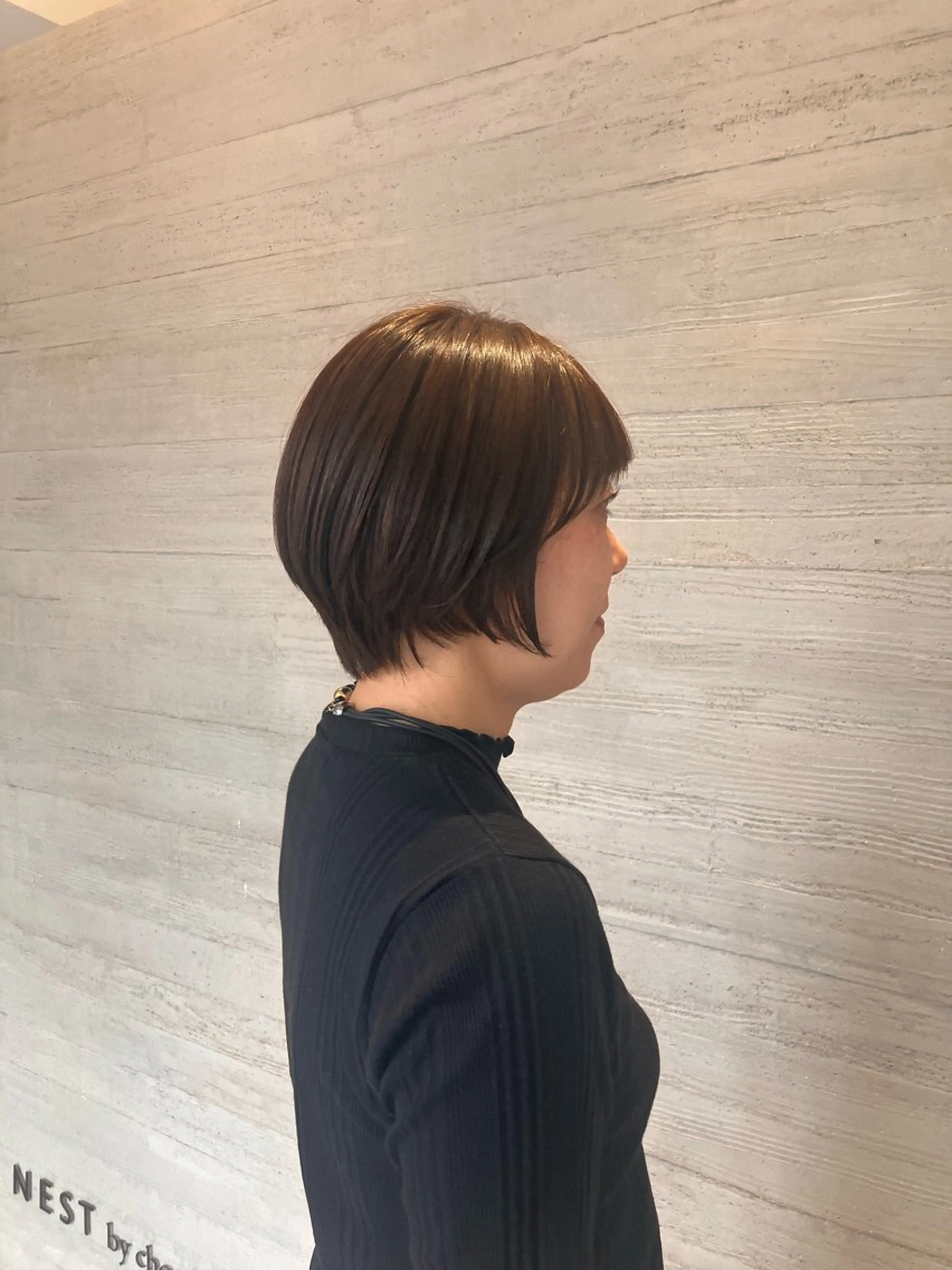 ショート ショートヘア NEST by chord所属・サキ🤍ハイトーン 🩰くびれ巻きヘアのヘアスタイル