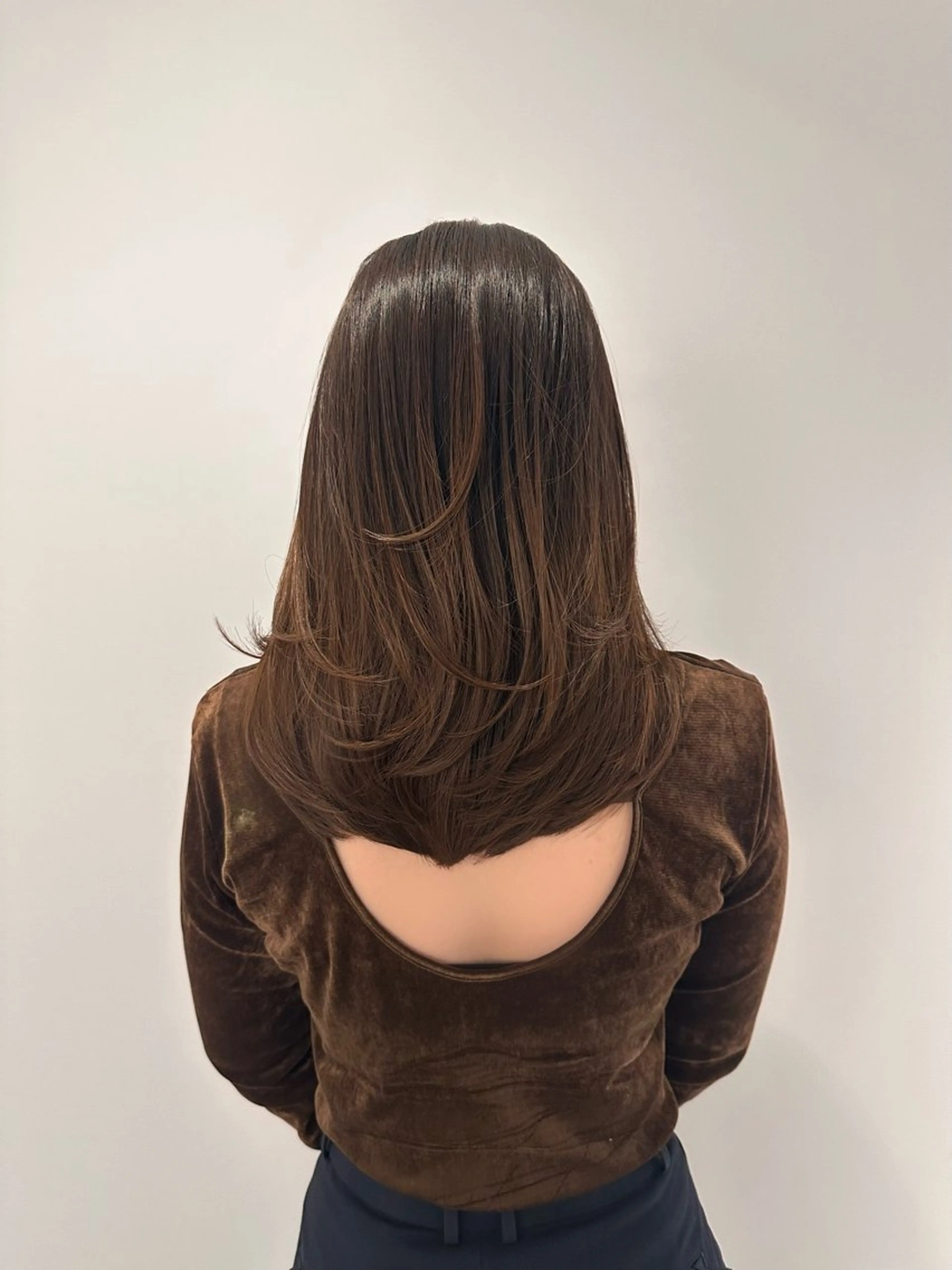 🚨minino特別価格🚨MOODオリジナルのレイヤーカット＋縮毛矯正＋髪質改善トリートメントの写真