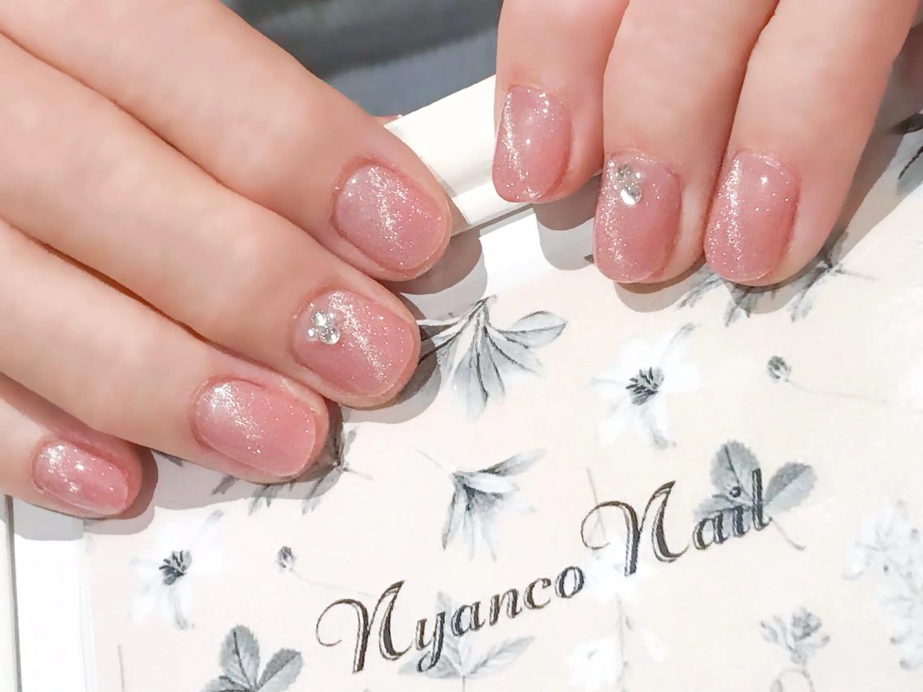 ネイル ラメ(グリッター) マグネットネイル 冬ネイル クリスマス Nyanco Nailのネイルデザイン
