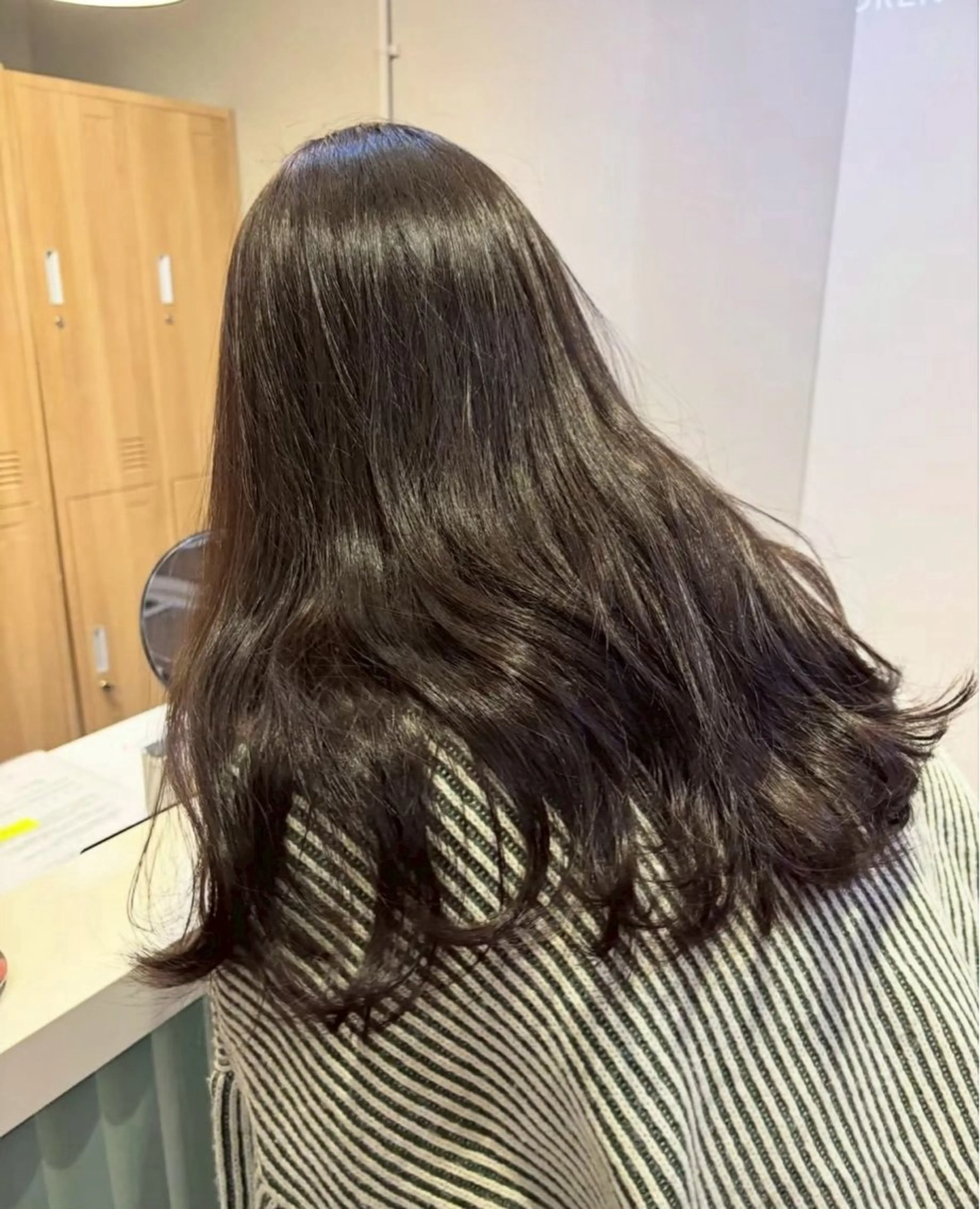 ロング LOREN＋透明感 オリーブhirokoのヘアスタイル