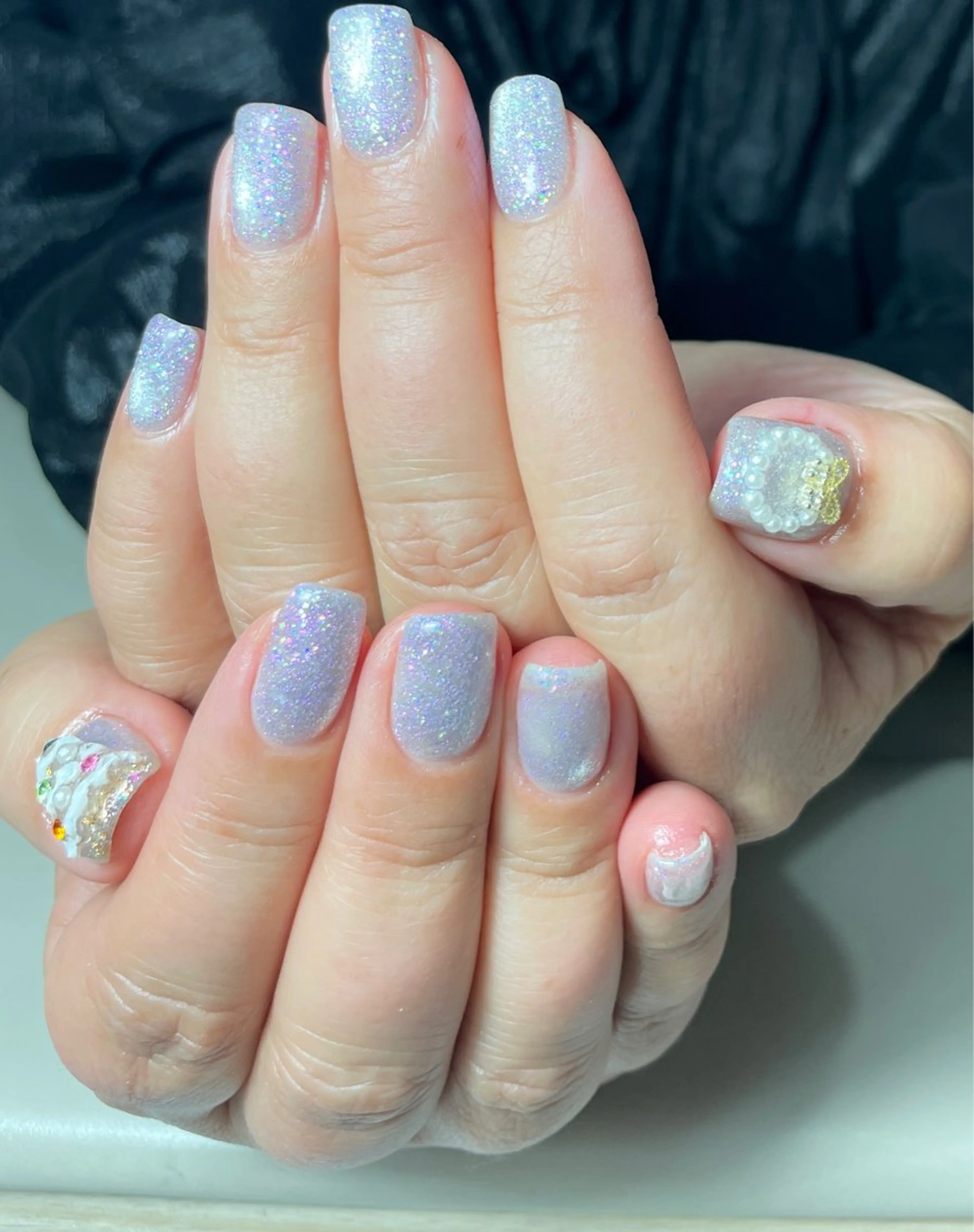 ネイル ハンドネイル AngelChris ビューティーサロンのネイルデザイン