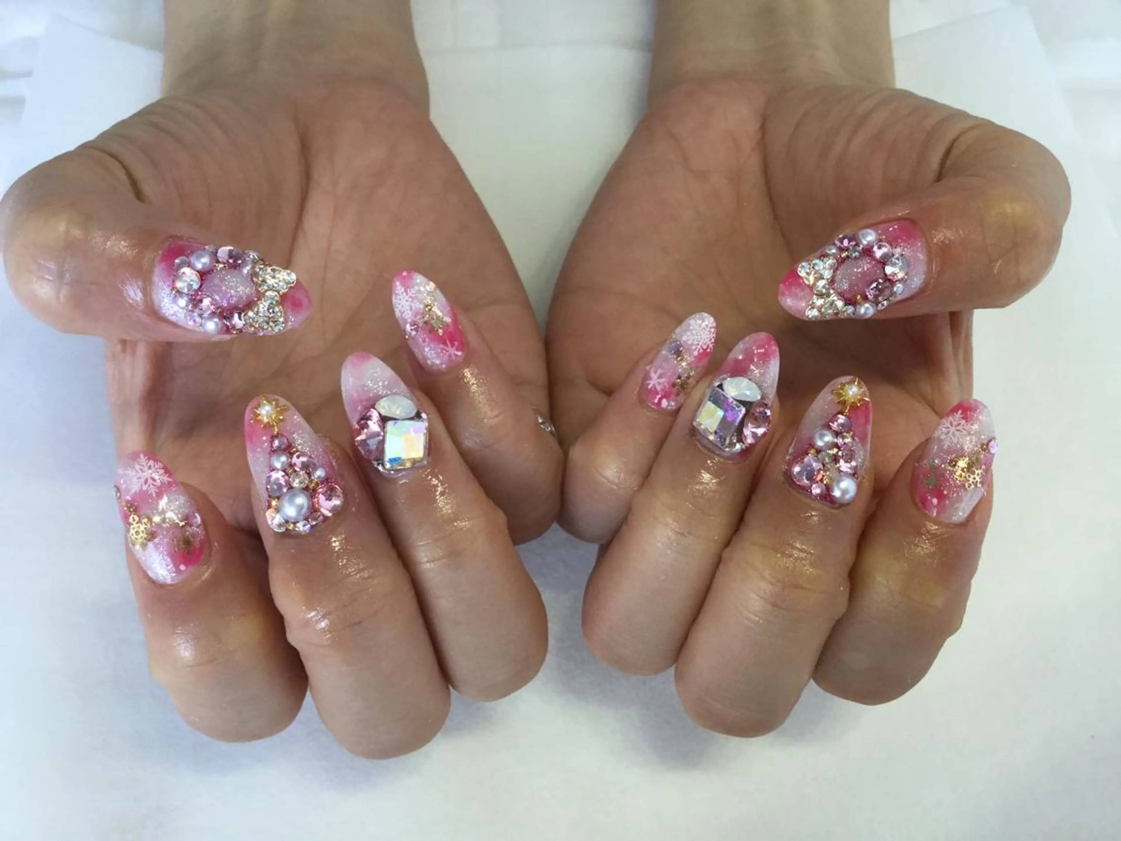 ネイル 💎🐰 saki. m 🐰💎のネイルデザイン