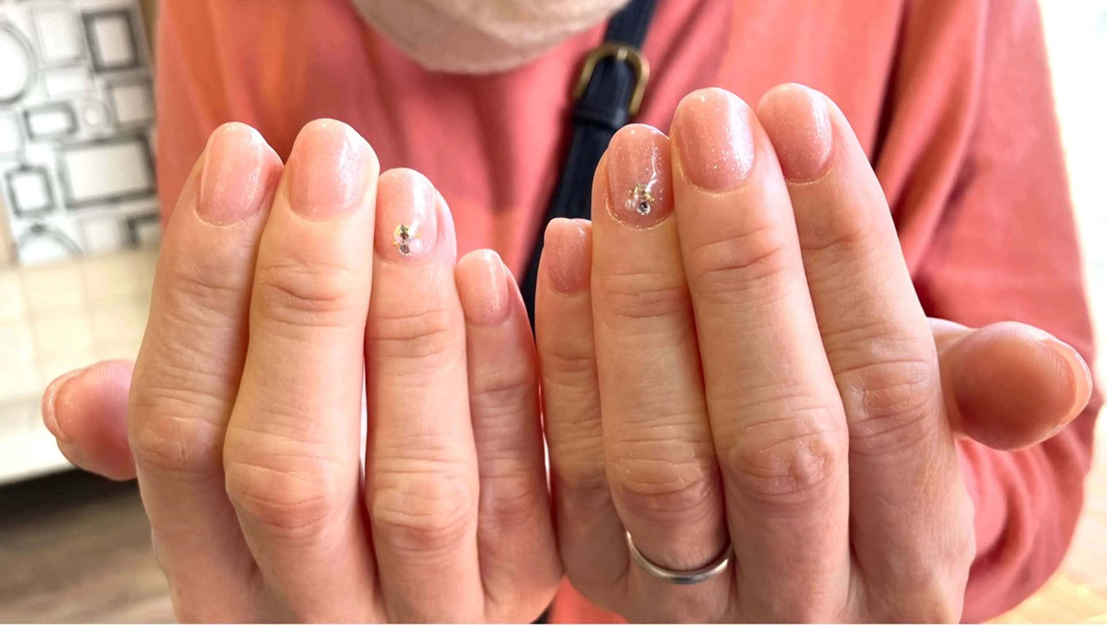 ネイル ラメ(グリッター) ストーンネイル nailsister まゆのネイルデザイン