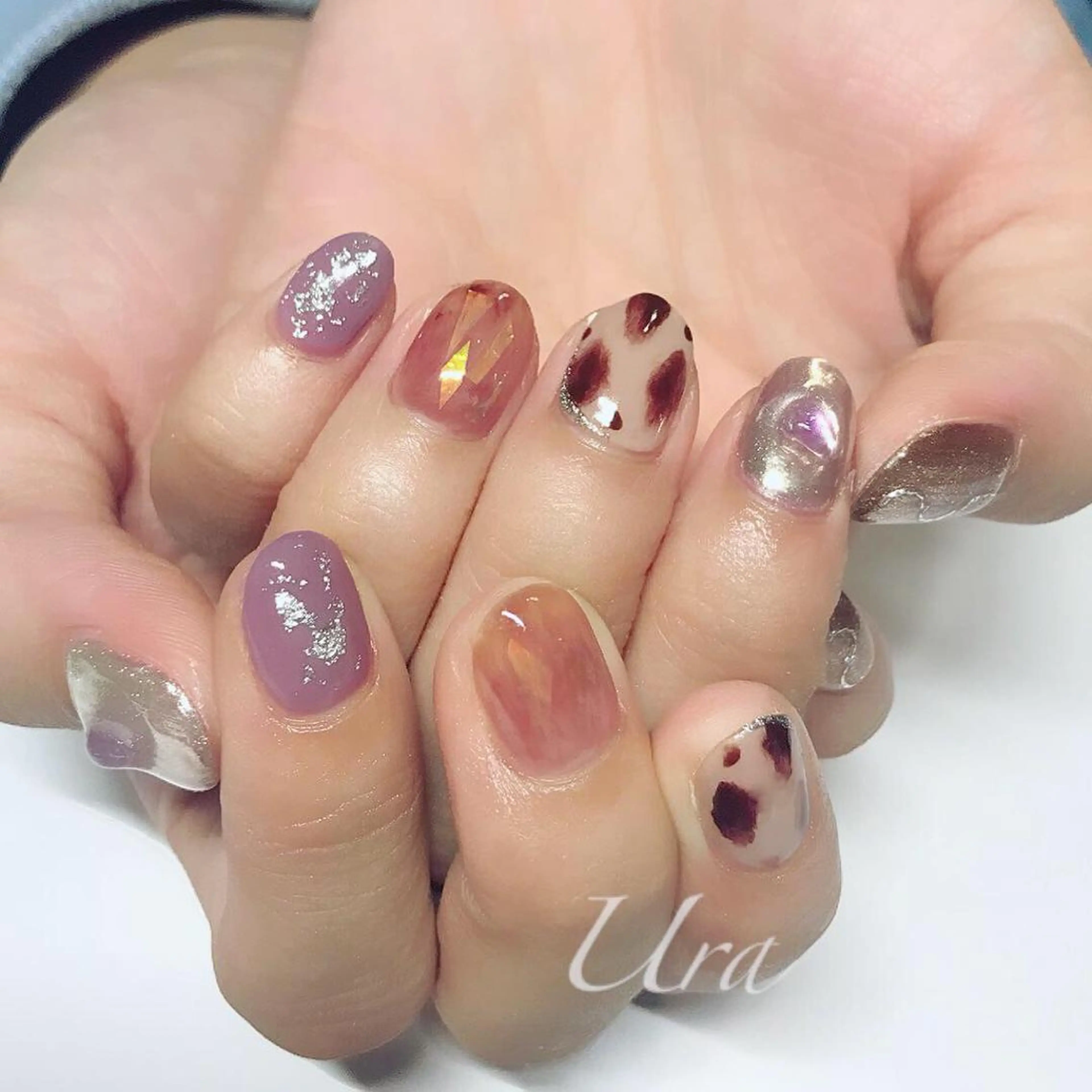 ネイル UrakoNail 《nail》のネイルデザイン