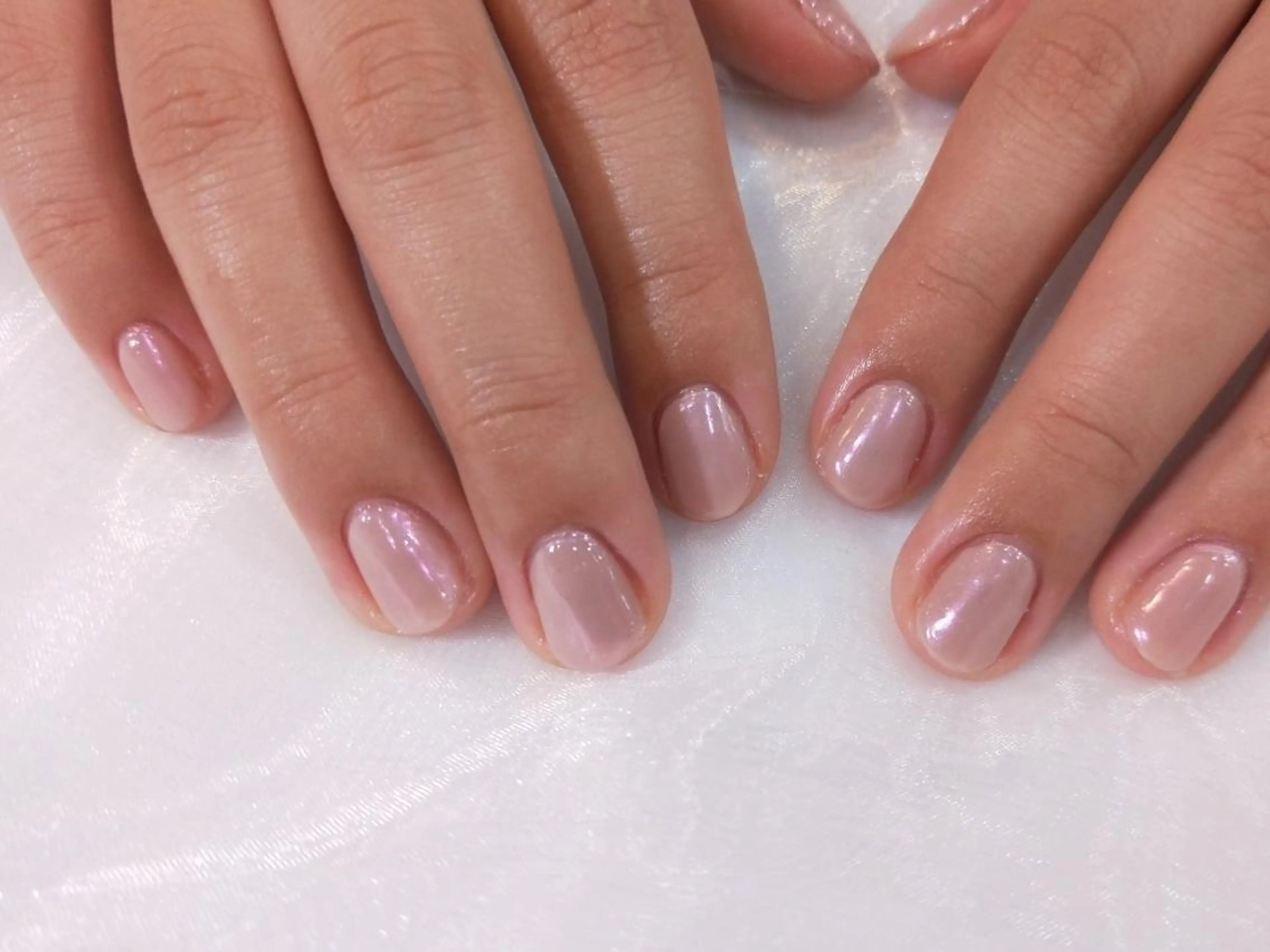 ネイル ハンドネイル ハンドケア R'well所属・はばすみれ🎀ﾈｲﾙ 光ﾌｪｲｼｬﾙ ﾍｱのネイルデザイン