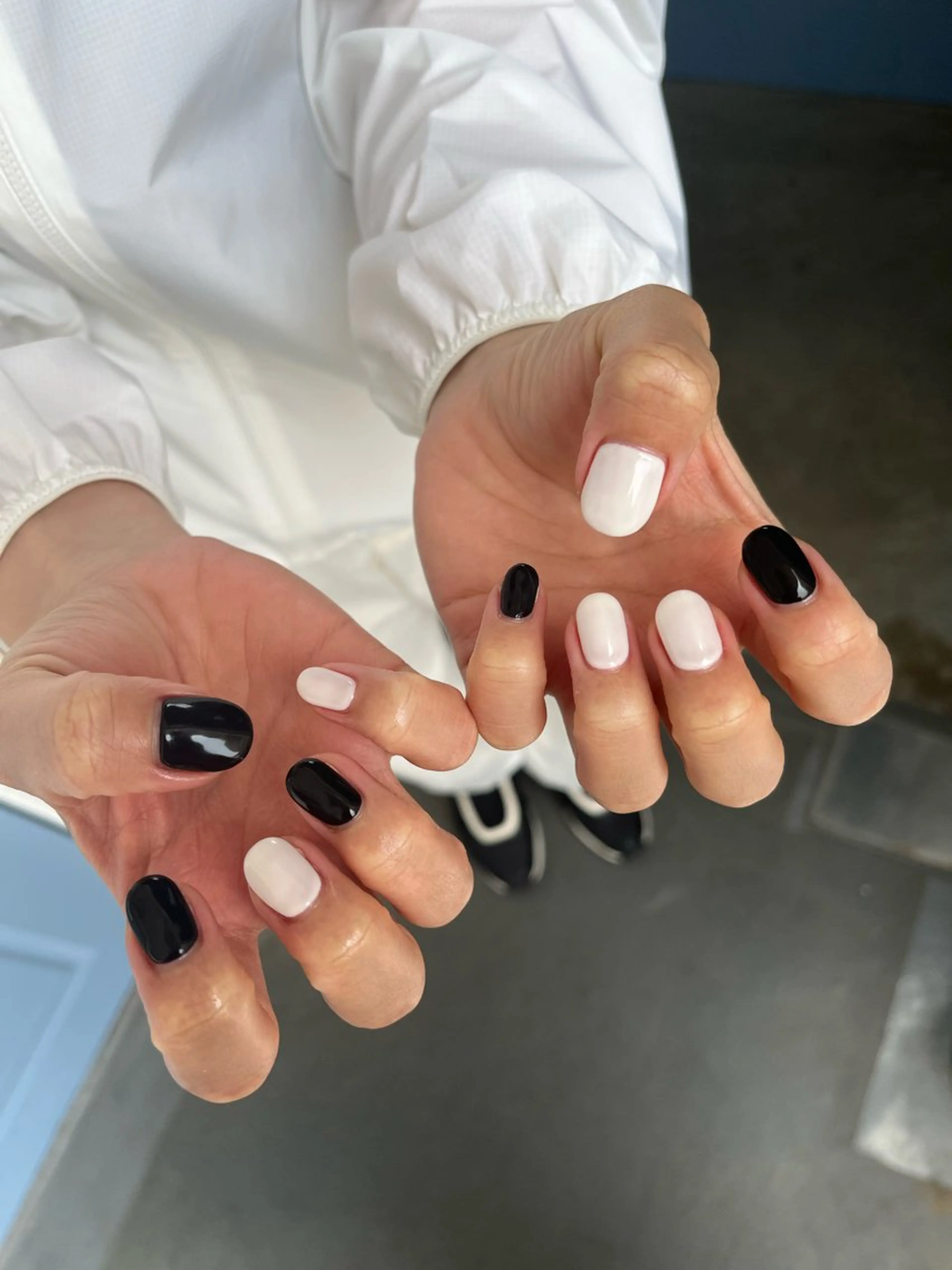 ネイル オーロラネイル フットネイル フレンチネイル ジェルネイル 韓国ネイル kiki nail たまプラーザのネイルデザイン