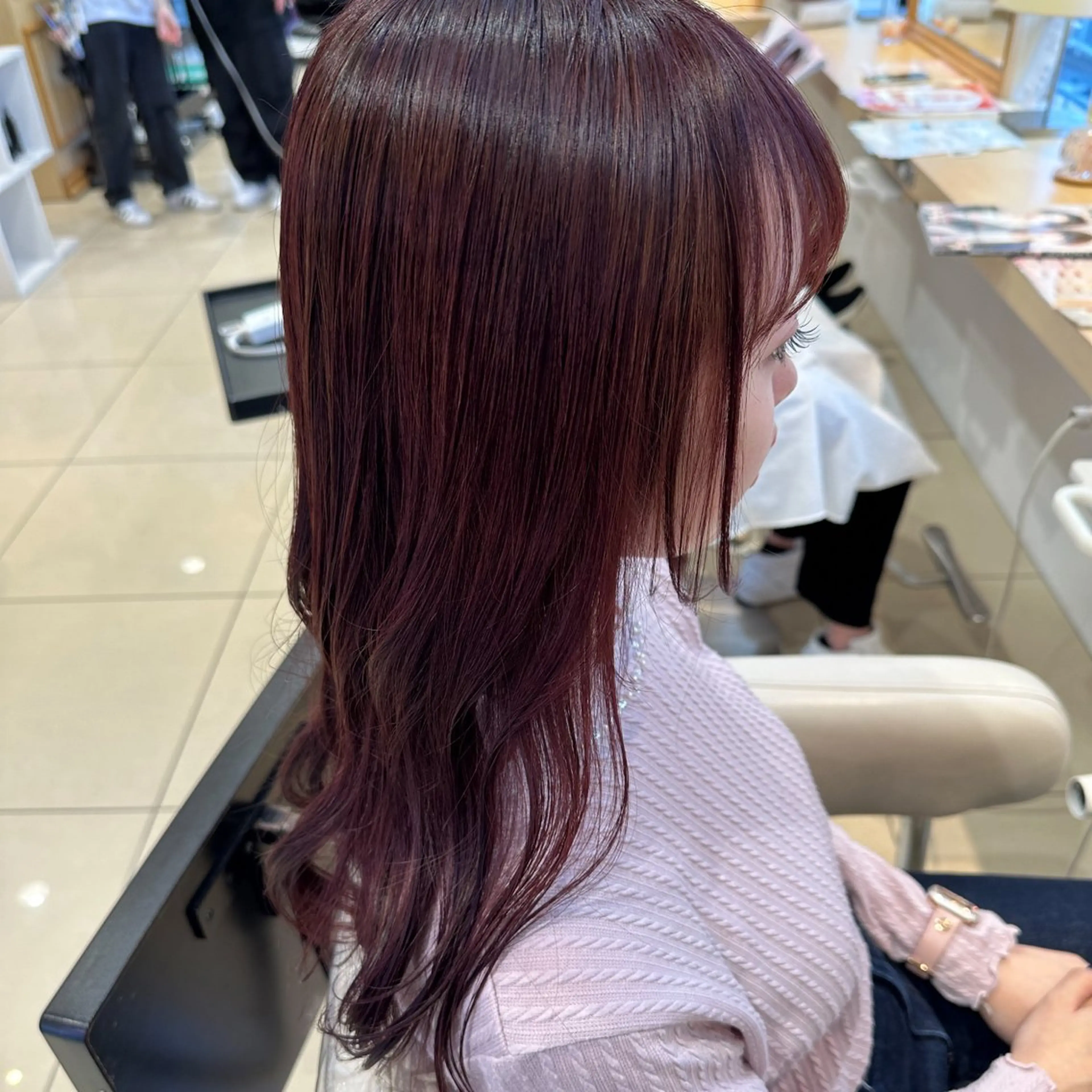 セミロング カラー 美髪⭐︎髪質改善 井上 康司のヘアスタイル