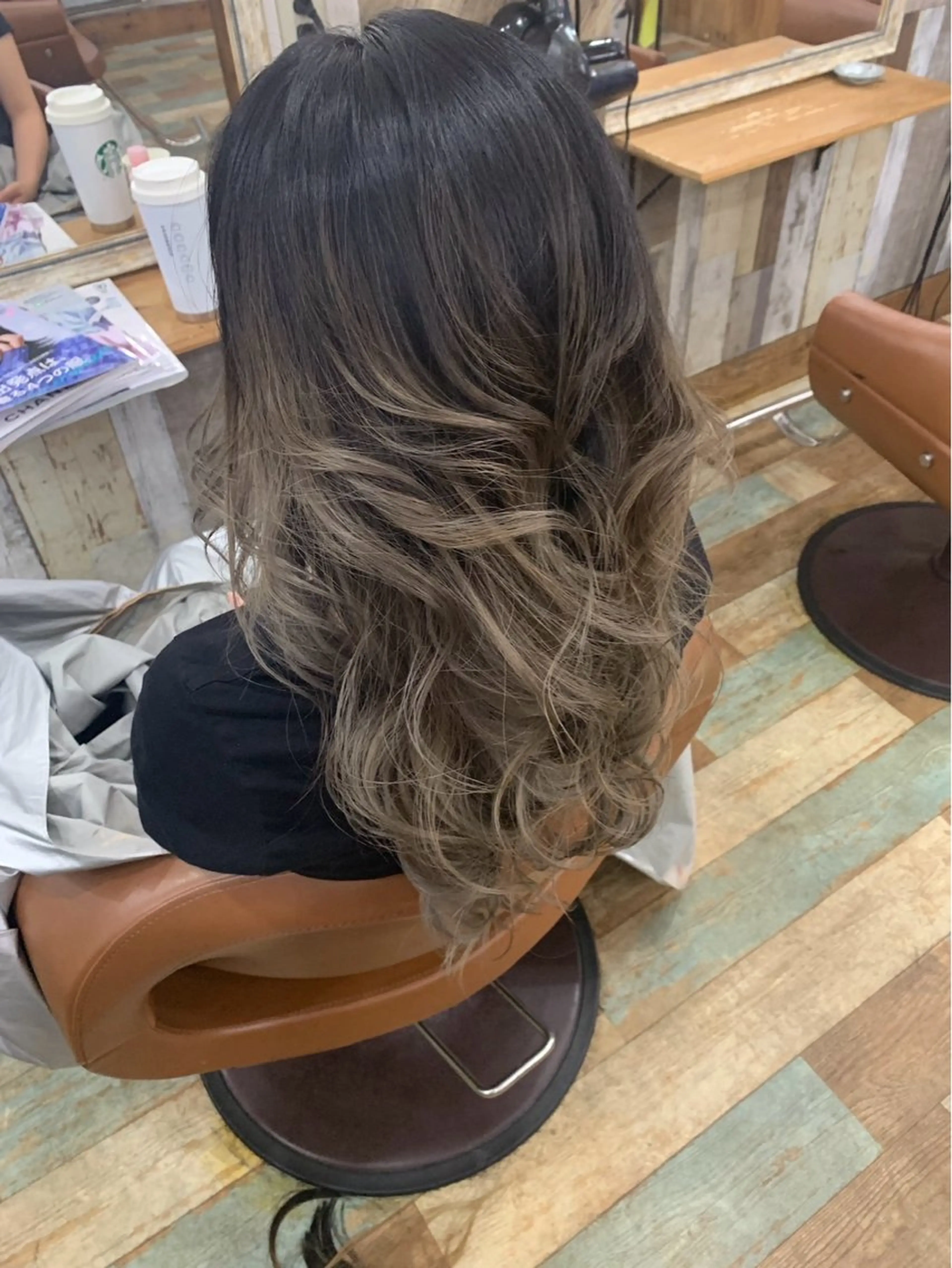 セミロング カラー Hair's RooMのヘアスタイル