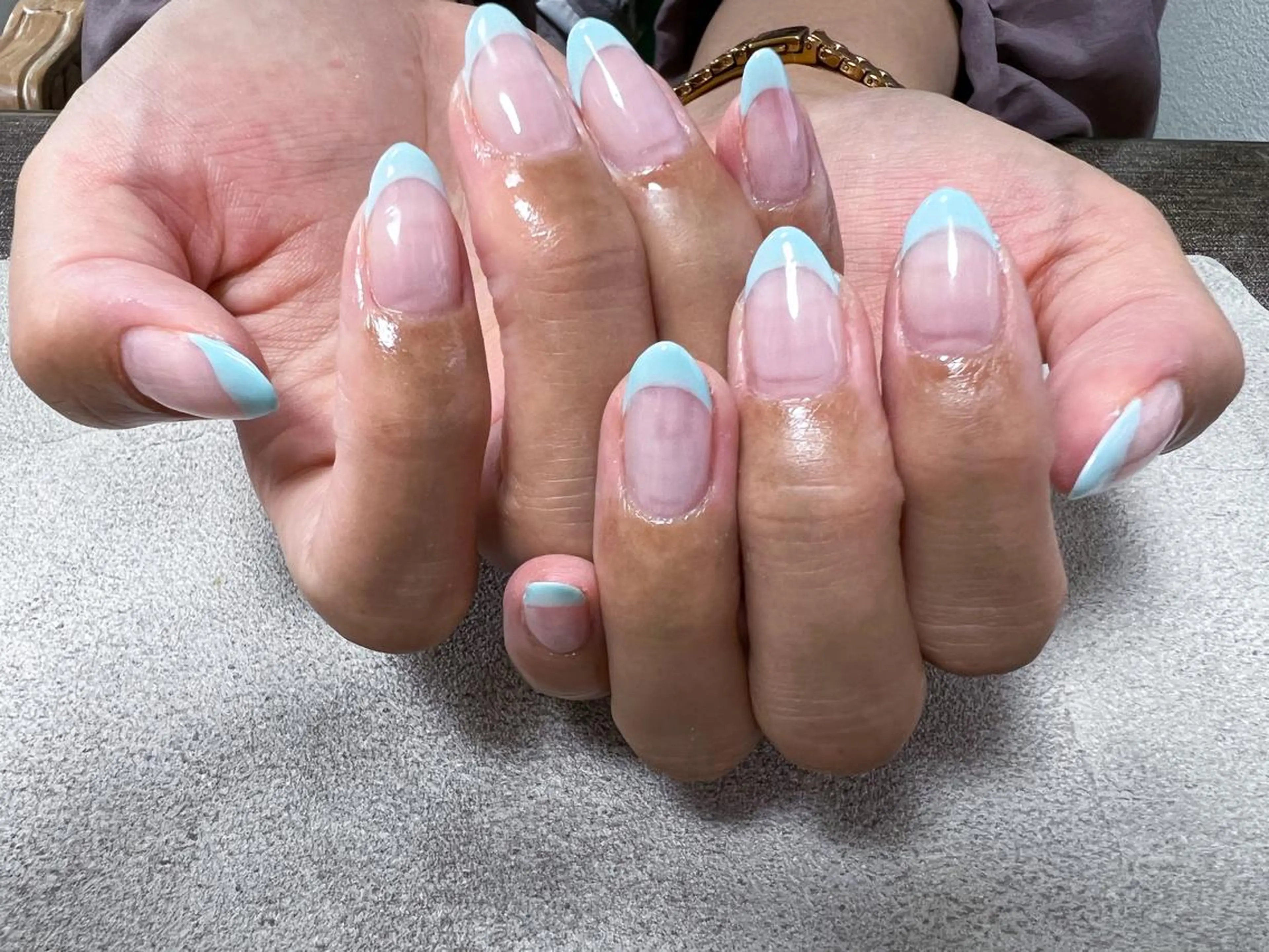 ネイル フレンチネイル 水色 Mogu nail 二子玉川のネイルデザイン