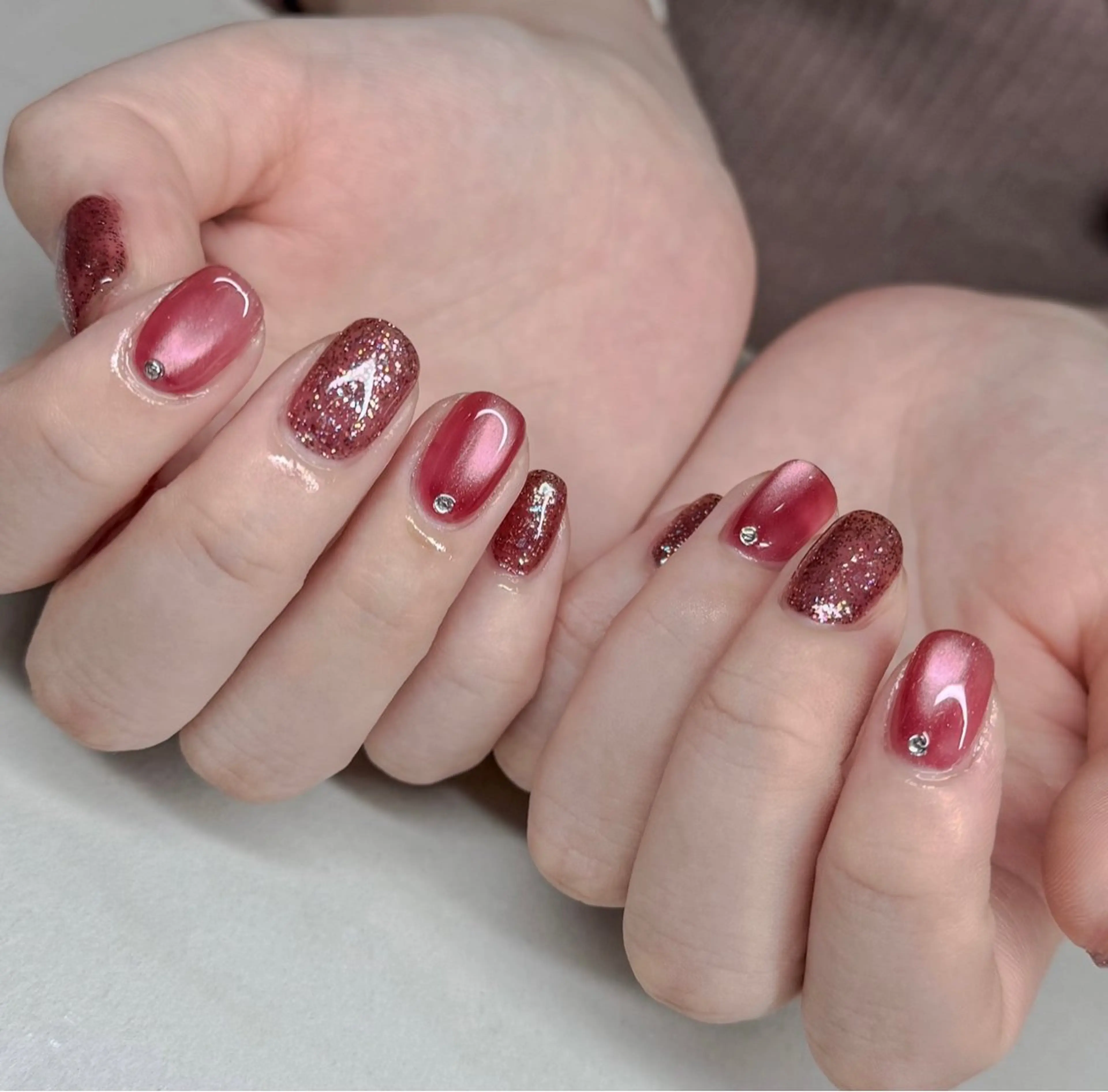 ネイル アートネイル ストーンネイル num-fi Aiのネイルデザイン