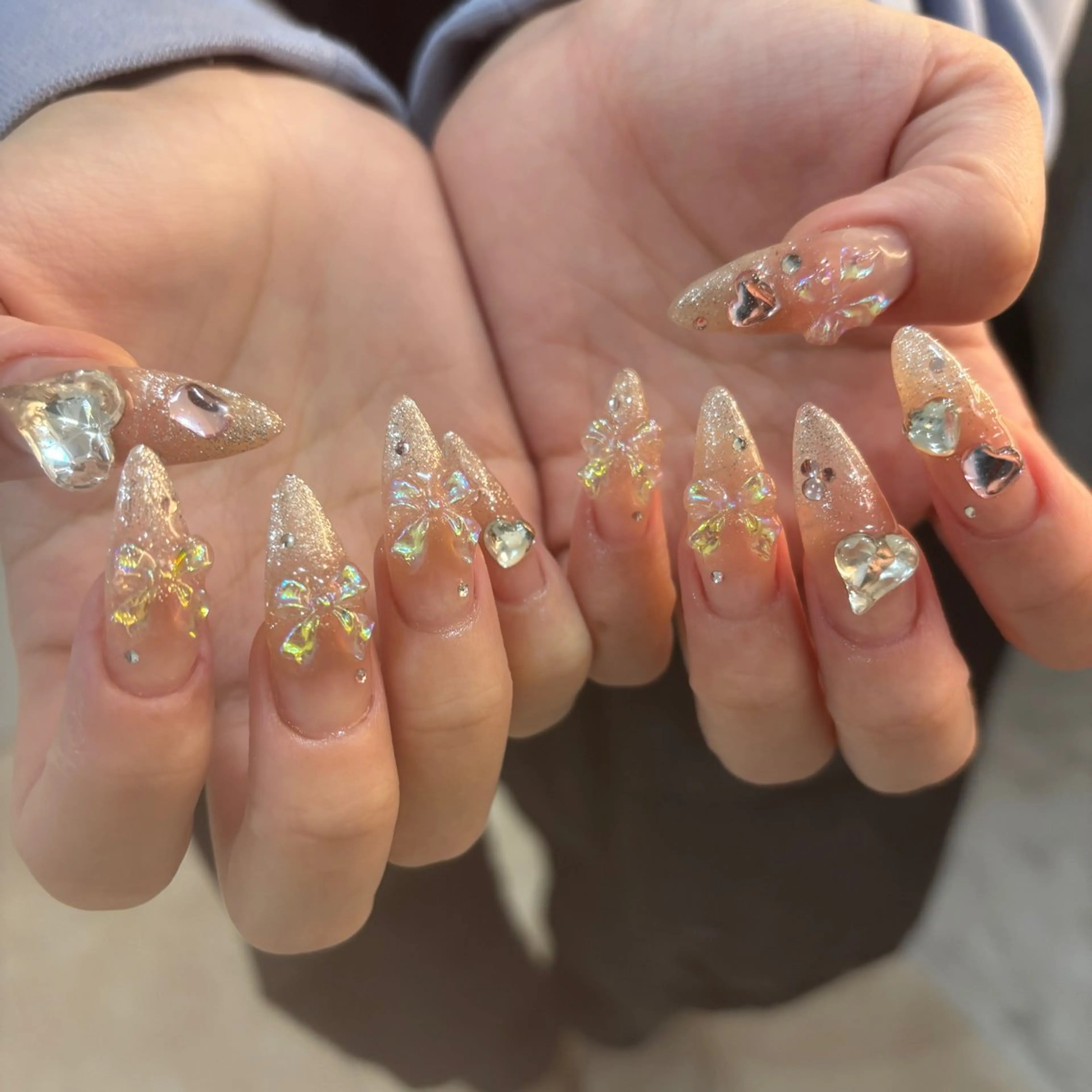 ネイル ハンドネイル フットネイル 栗田 ゆう子のネイルデザイン