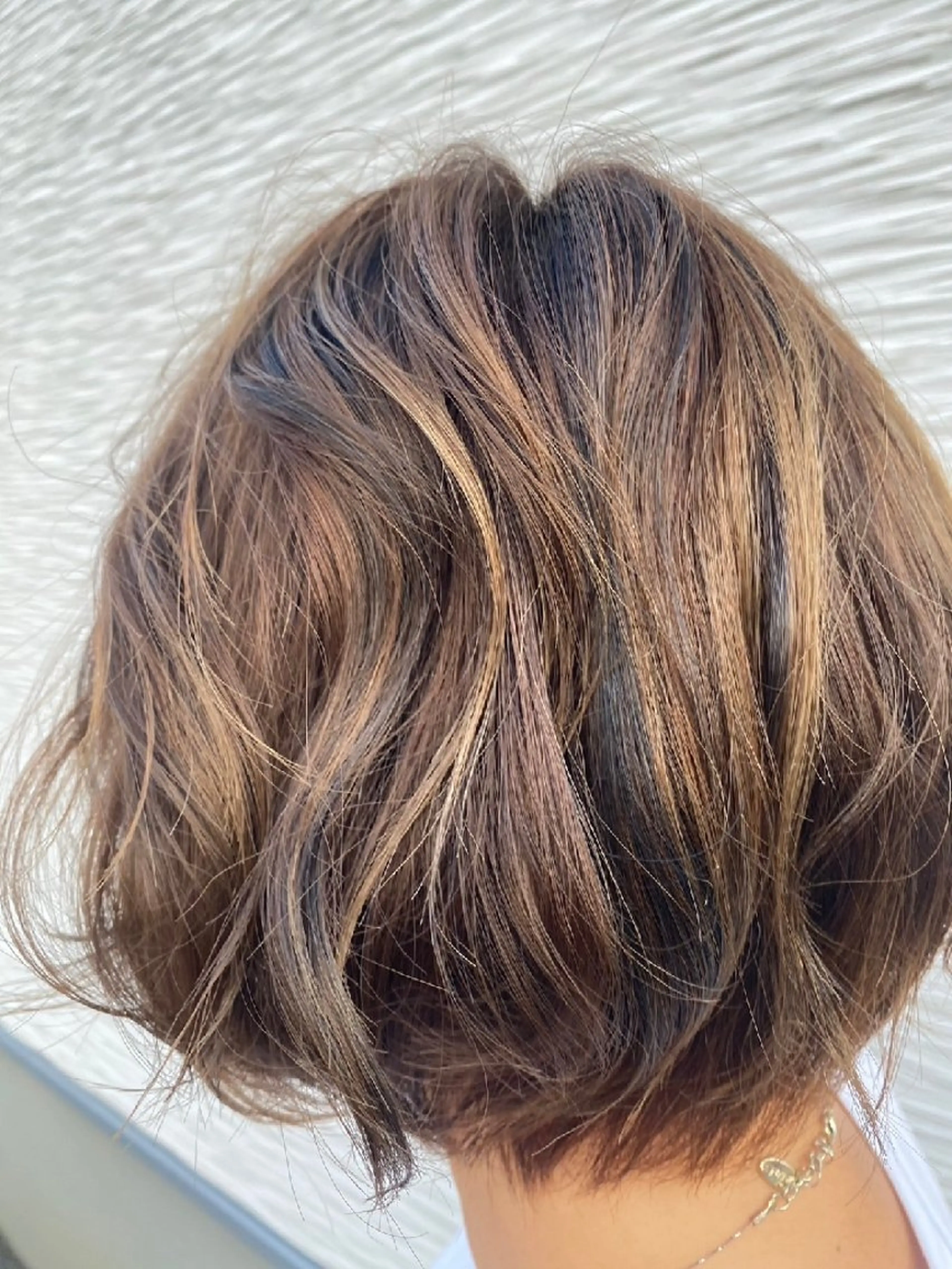 カラー ブリーチ HAIR STAGE EIGHT所属・柴本 巧のヘアスタイル