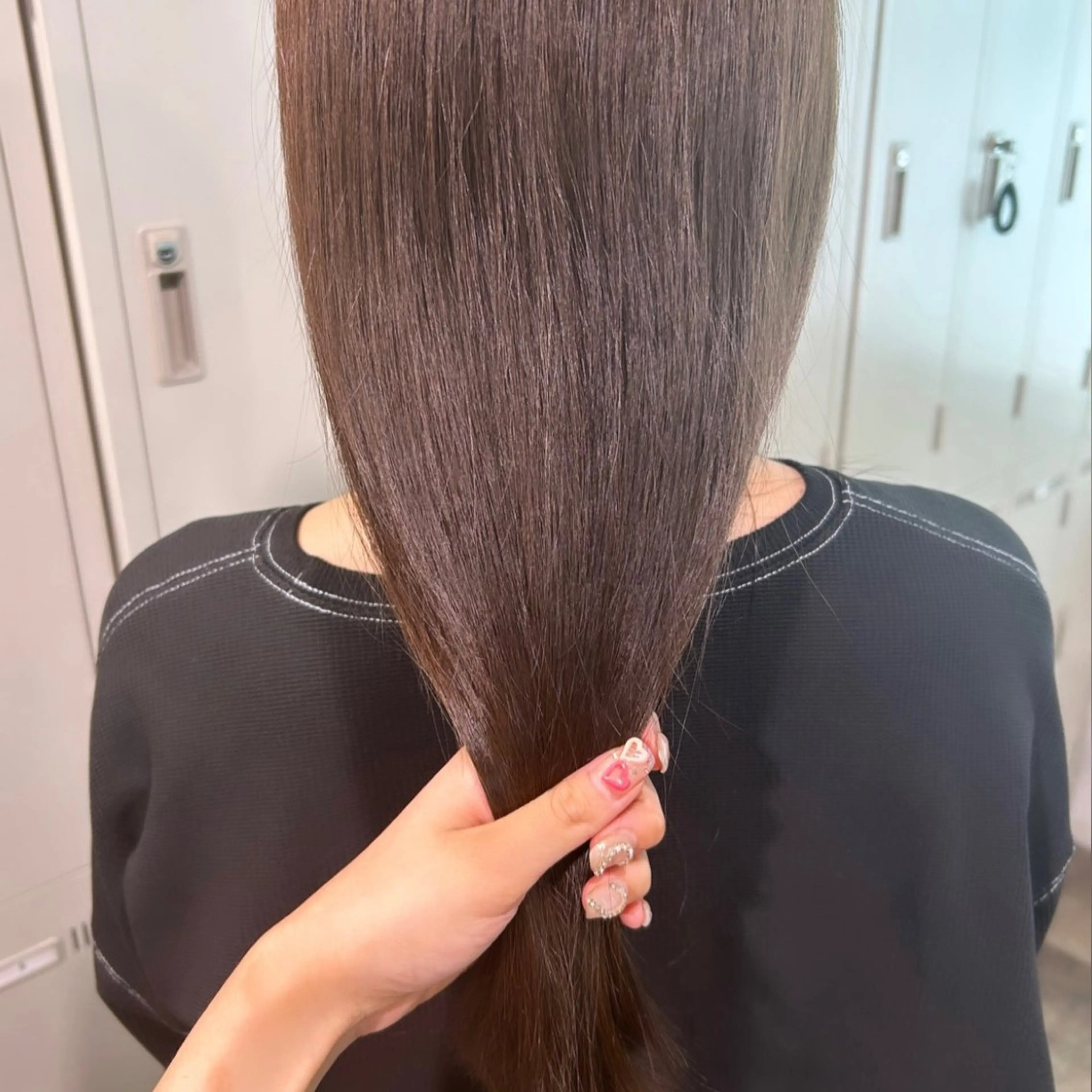 セミロング IS所属・横浜美容室/透明感 カラー/レイヤーのヘアスタイル