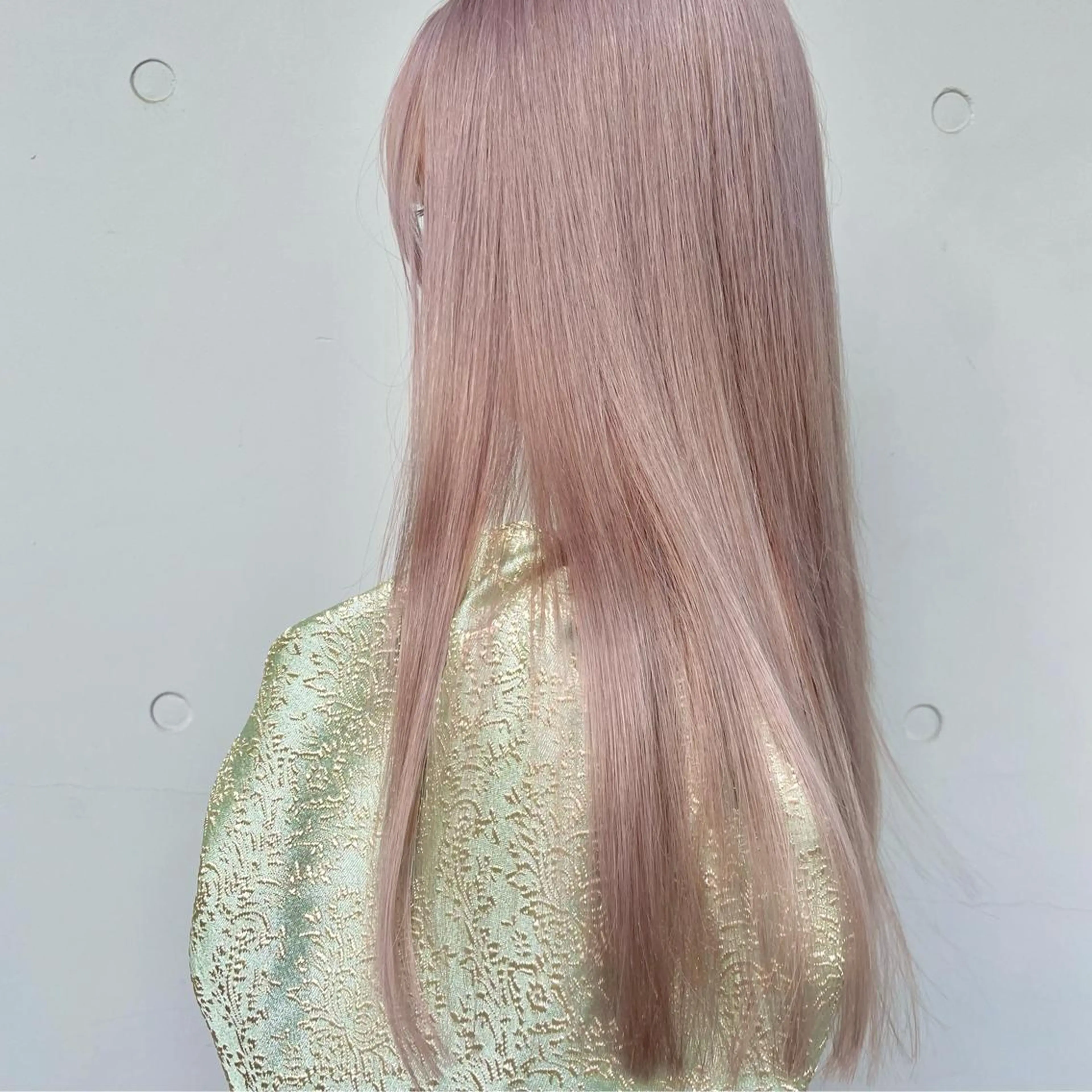 ロング カラー アディクシーカラー ベージュカラー ブリーチ ケアブリーチ ダブルカラー ヘアカラー トリートメント もにか🌞原宿/渋谷 🌝ブリーチカラーのヘアスタイル