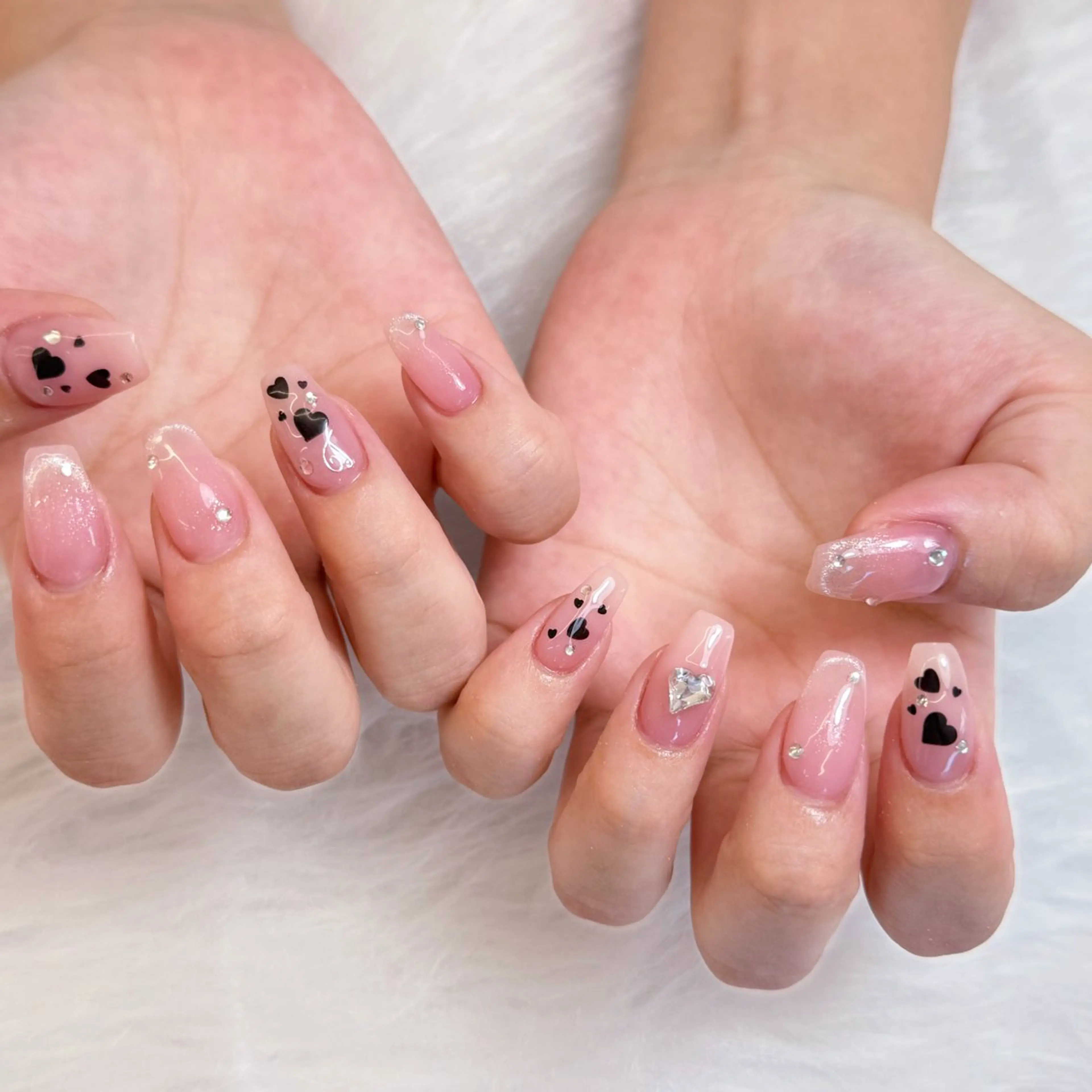 ネイル Luxe Nailのネイルデザイン