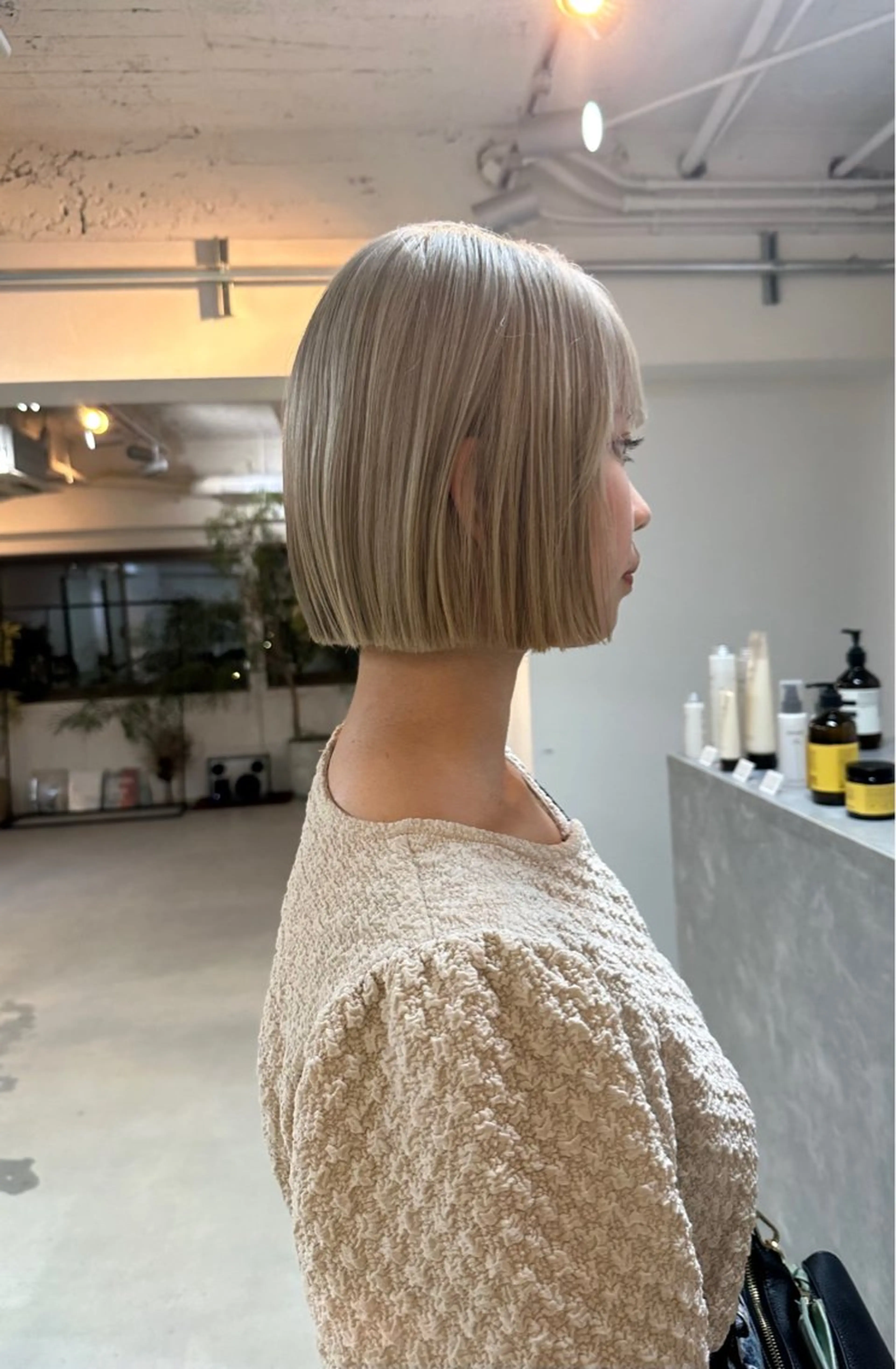 ショート ボブ カット FavyS「フェイヴィーズ」所属・竹中 彩音のヘアスタイル