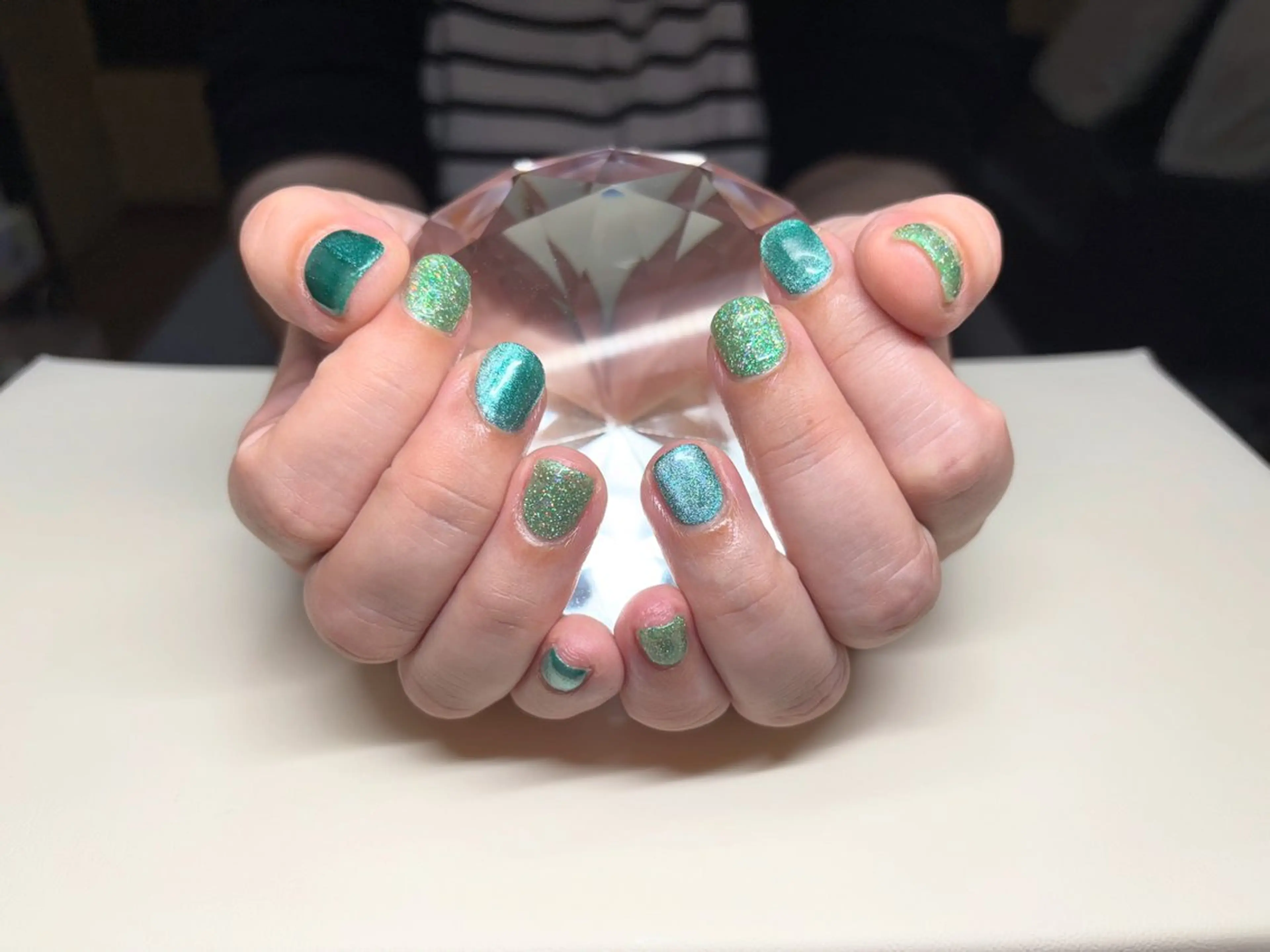 ネイル Rainbow Moonのネイルデザイン