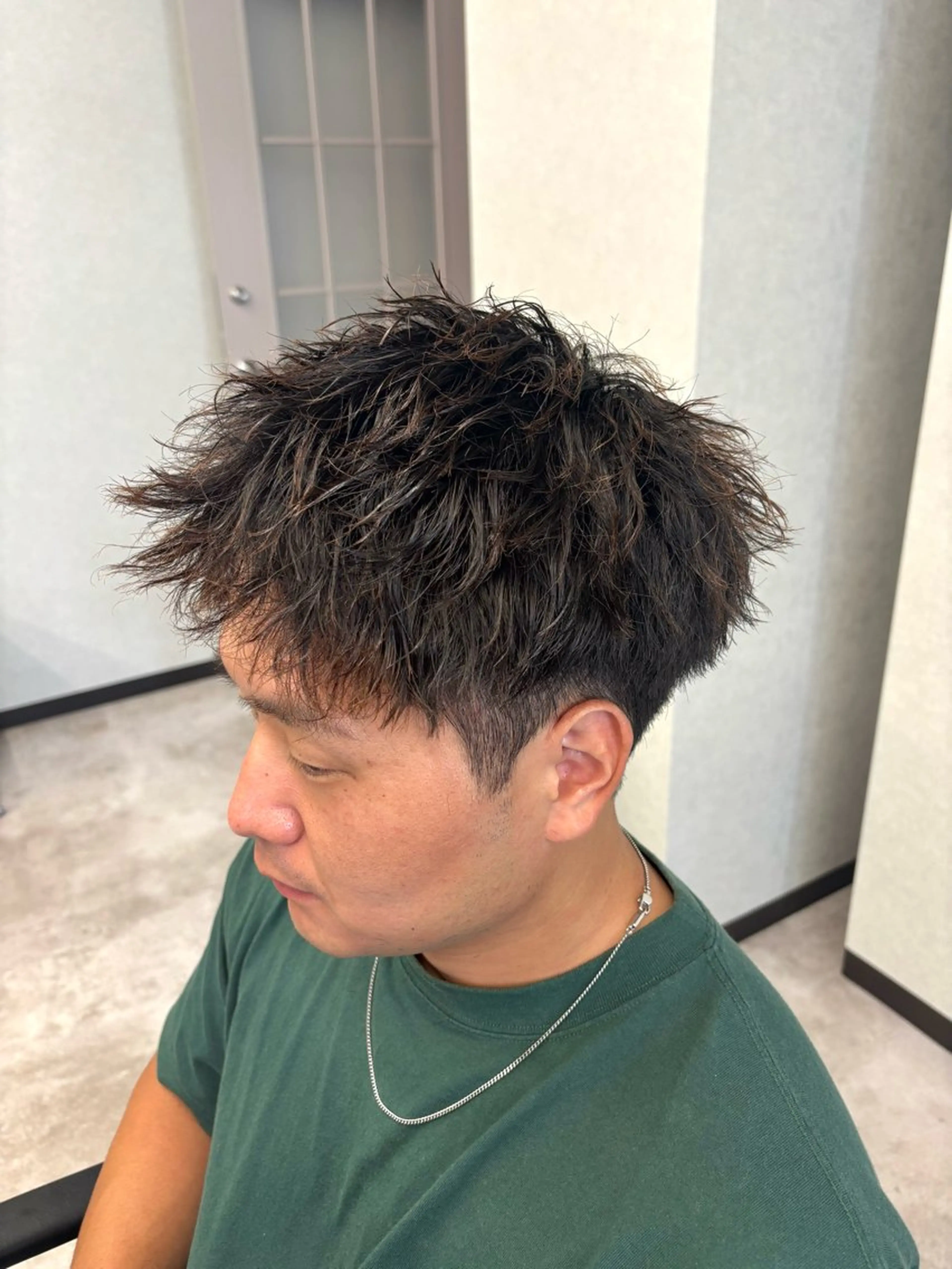 ショート パーマ メンズ メンズパーマ メンズツイストパーマ ツイストパーマ メンズサロン/戸塚駅 東口3分/冨田大輝のヘアスタイル