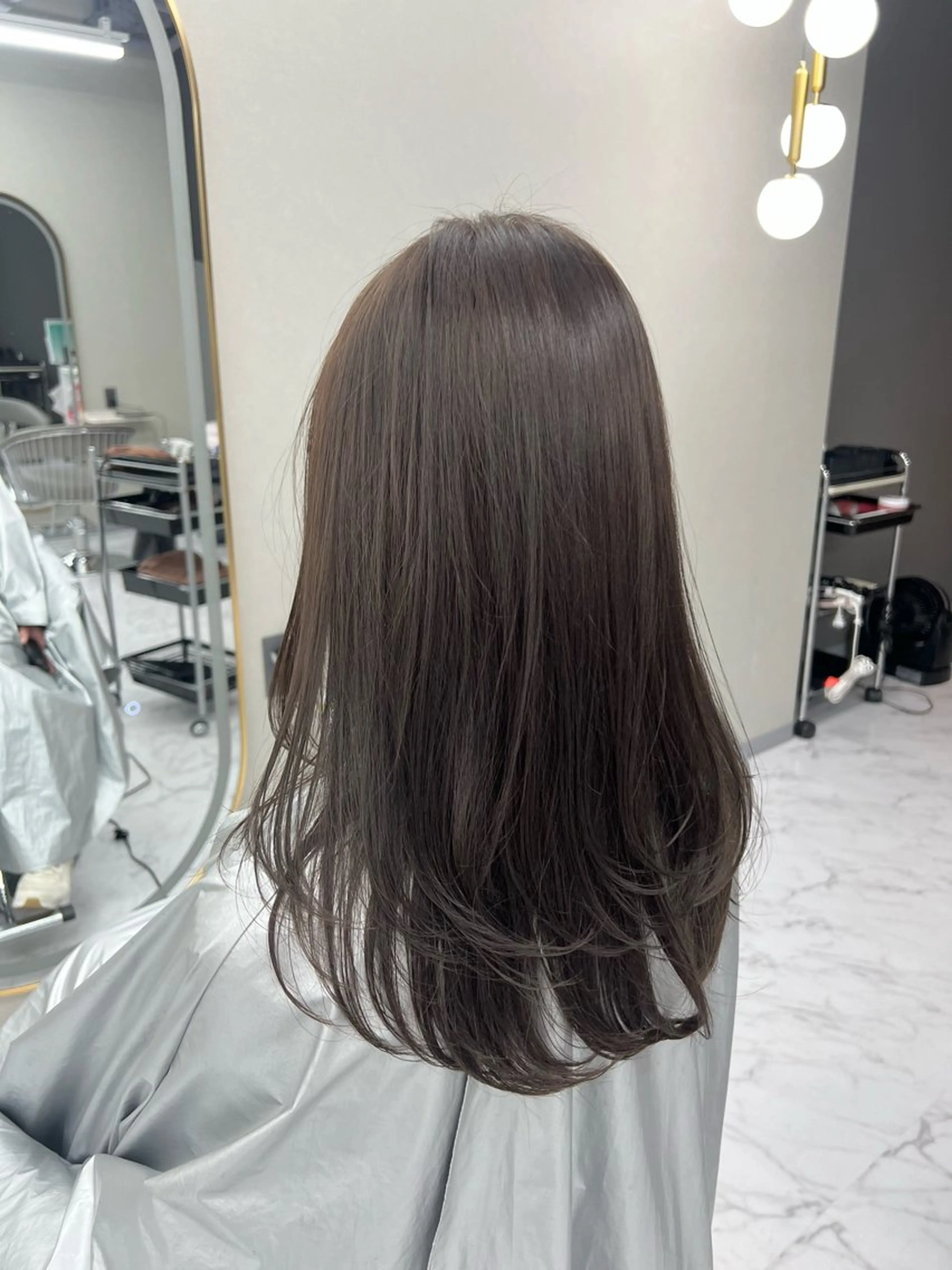 【カットカラー】カット+カラー+𝐊𝐄𝐑𝐀𝐒𝐓𝐀𝐒𝐄水トリートメント💇♀️🍃✨の写真