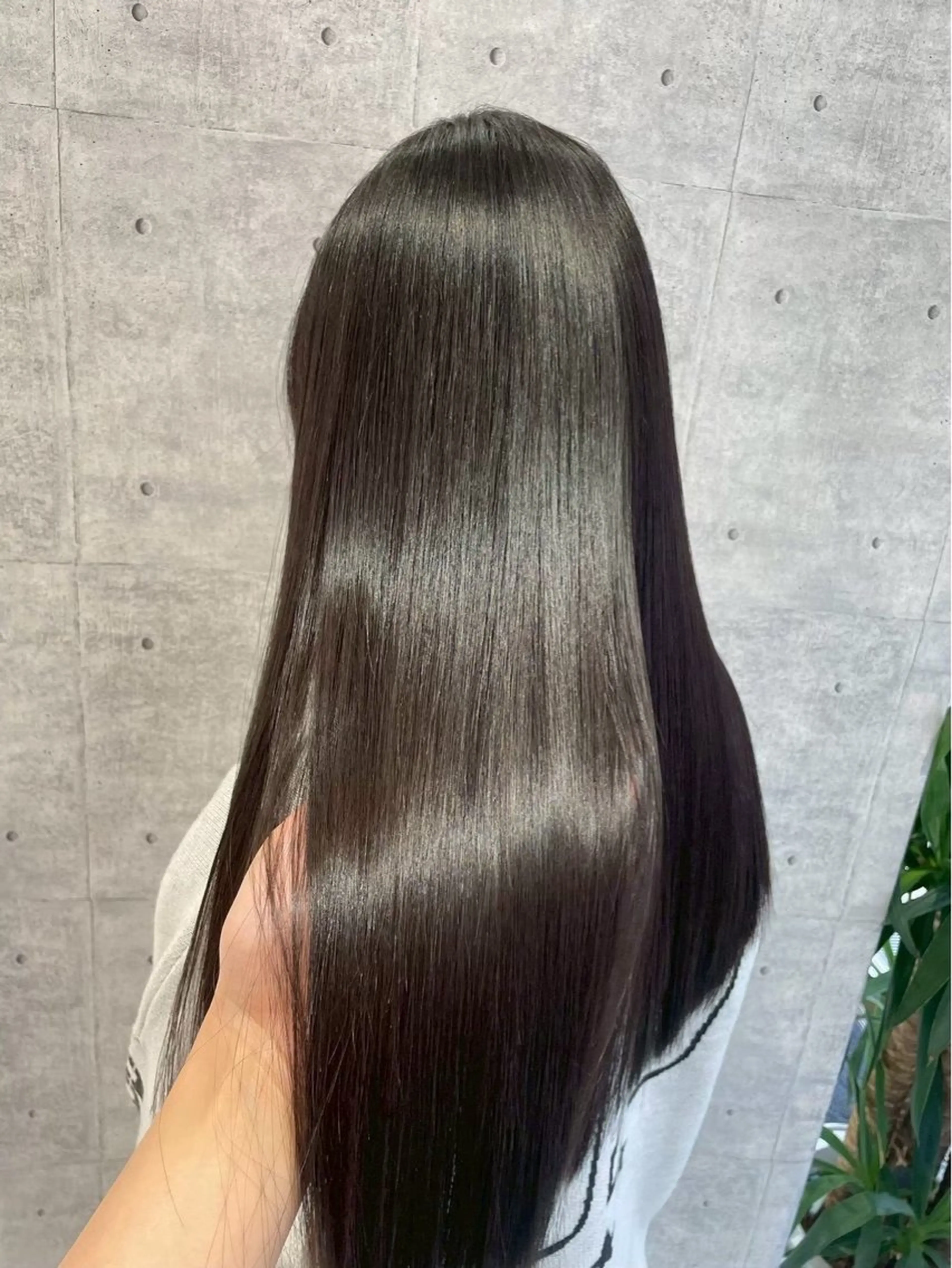 ロング カット 三浦 祐里のヘアスタイル