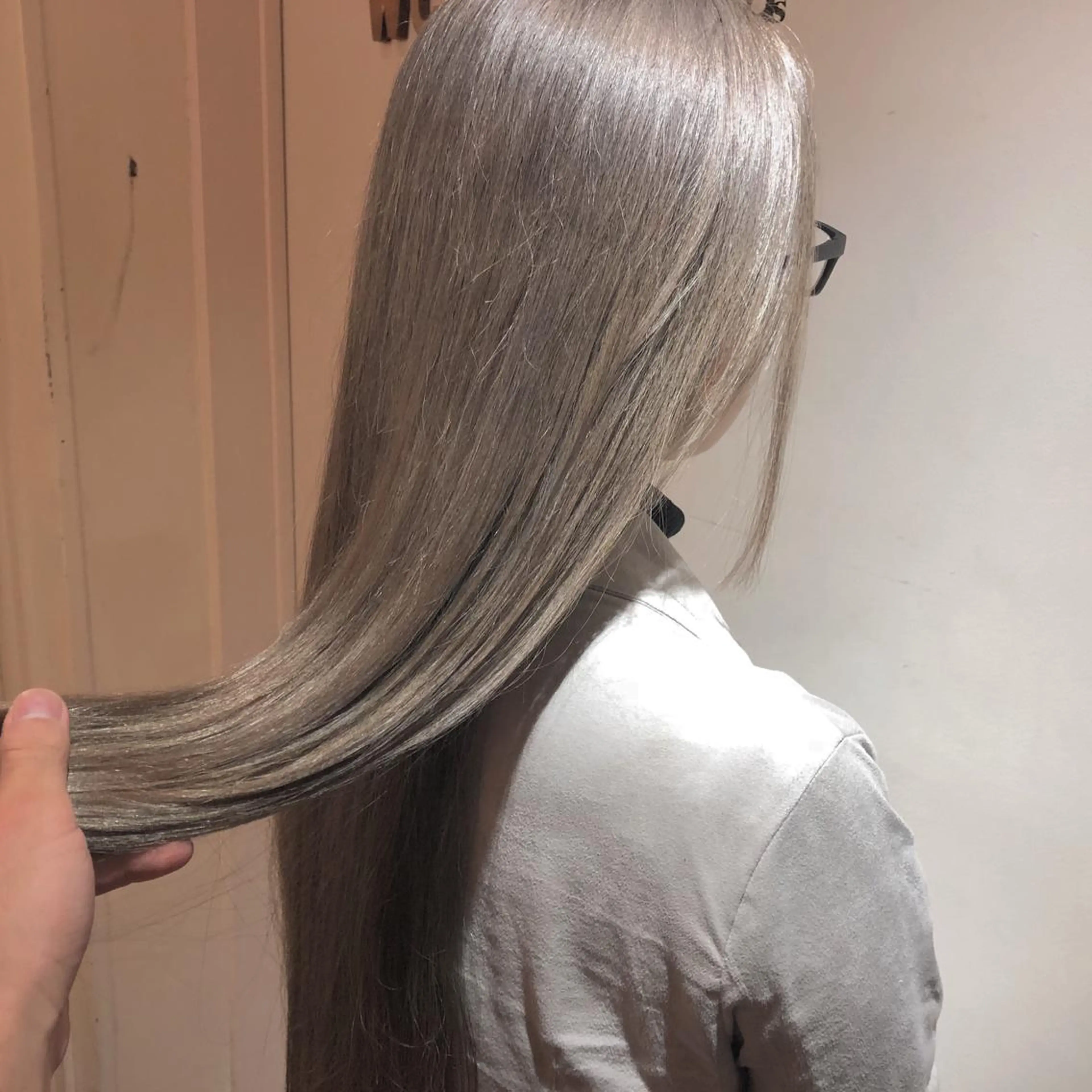 ロング カラー ヘアカラー 🌸ハイトーン 新田　廉 🌸のヘアスタイル