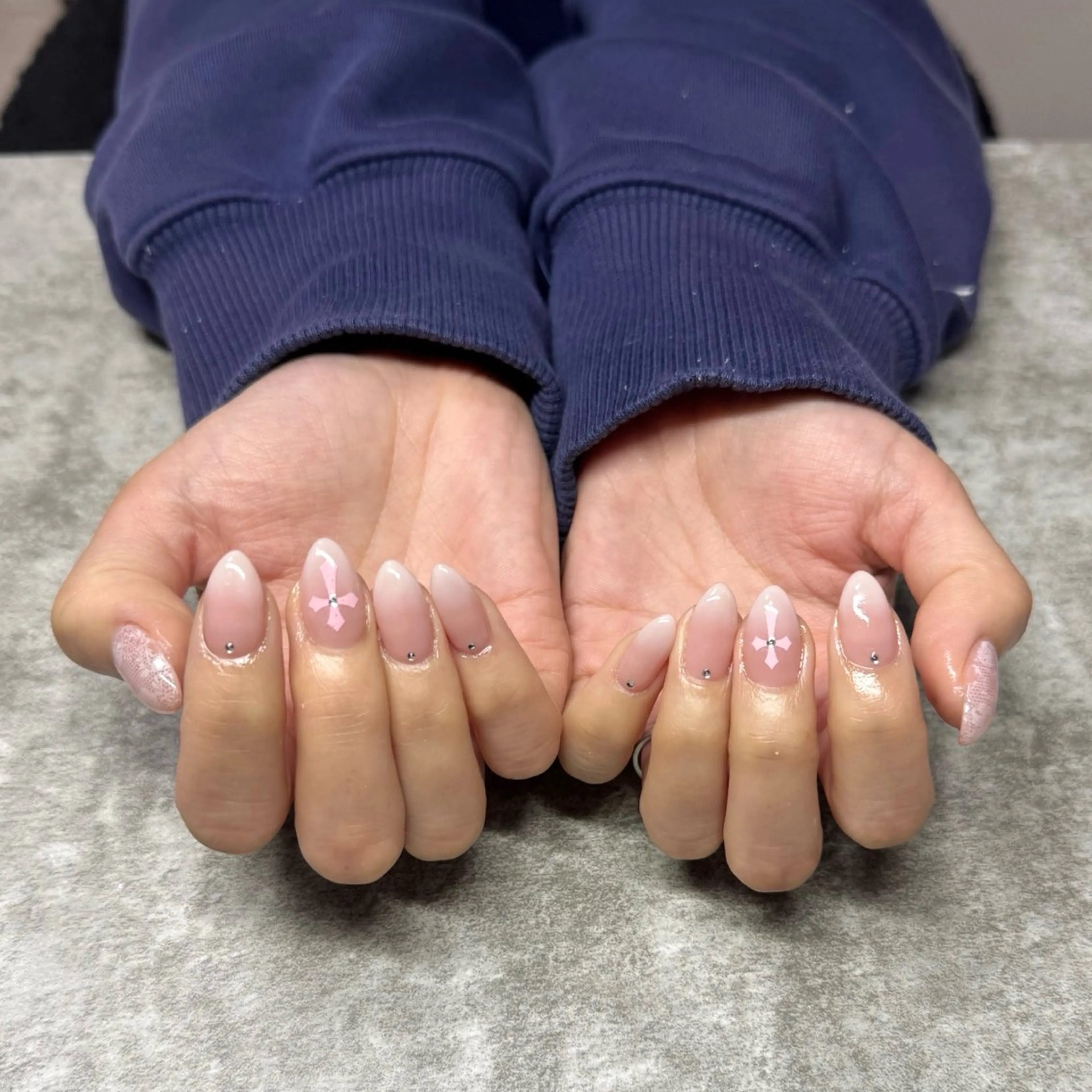 ネイル ハンドネイル ﾊﾗ ｱｲｶのネイルデザイン