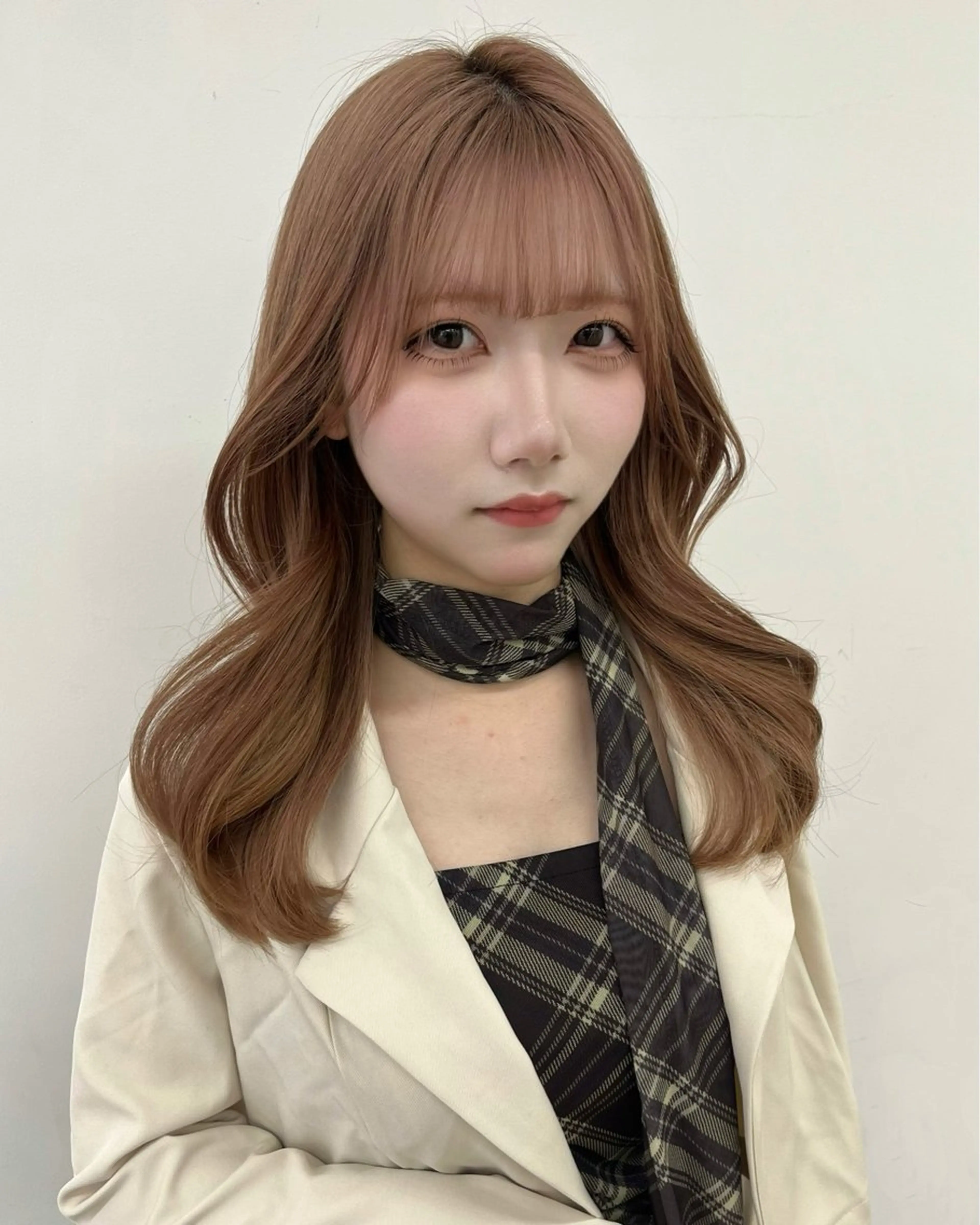 セミロング カラー ヘアカラー トリートメント 韓国ヘア特化💍 tiam💍ブリーチのヘアスタイル