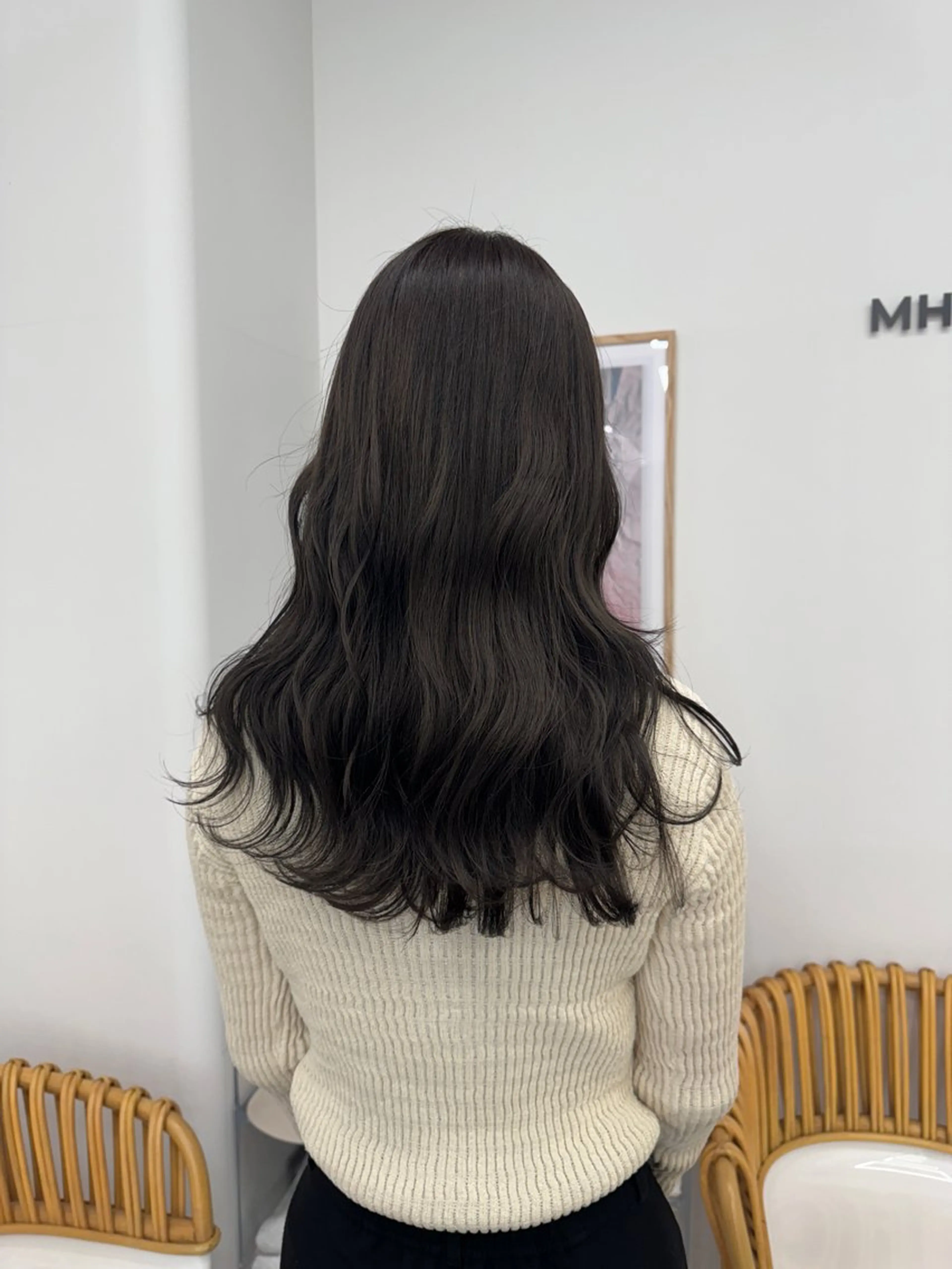 ロング ヘアカラー 透明感カラー🫧⌇ 青🫐🩵のヘアスタイル