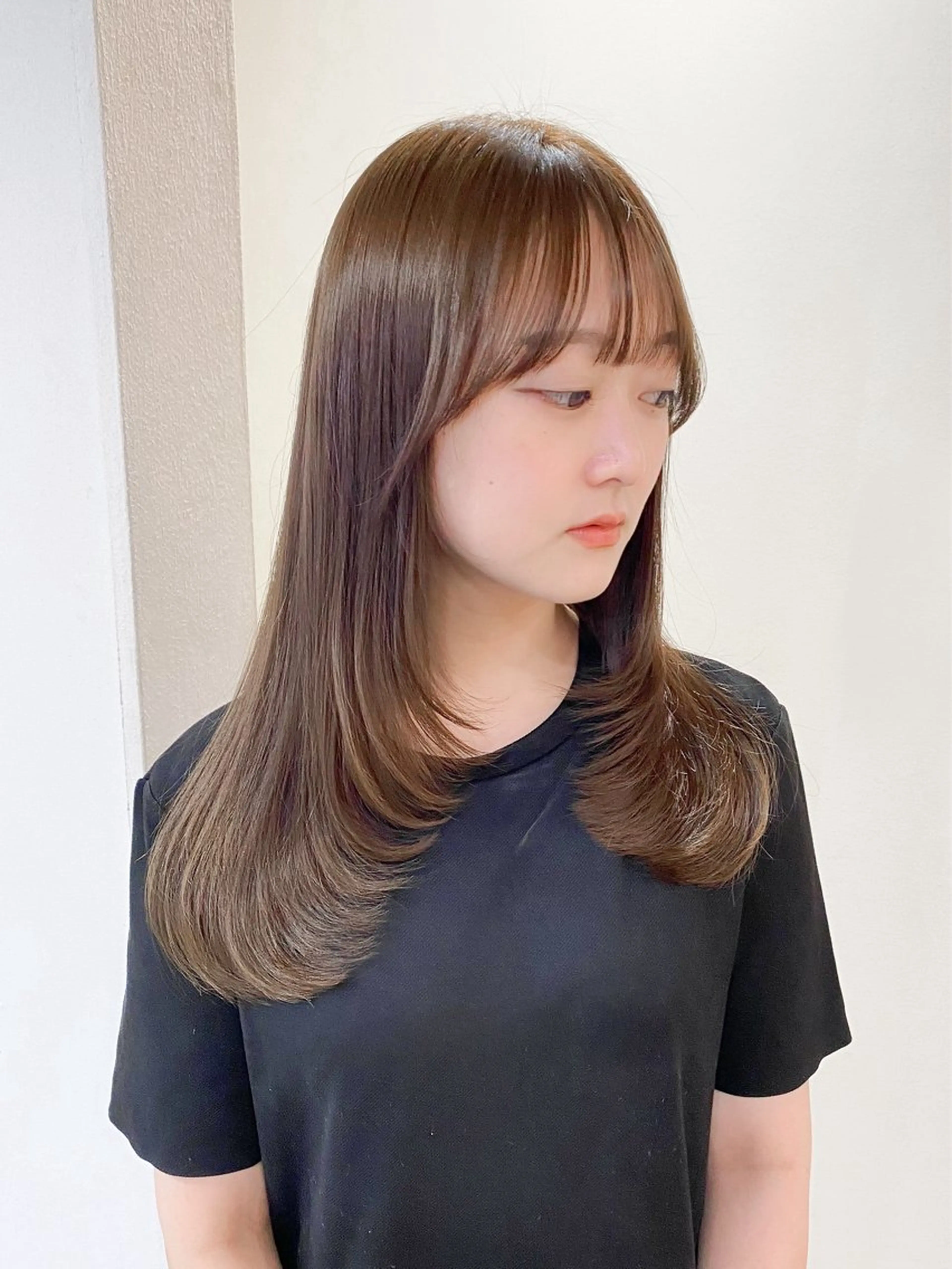 セミロング レイヤーカット カット ヘアカラー トリートメント kohana 🎀韓国ヘア🎀🤍のヘアスタイル