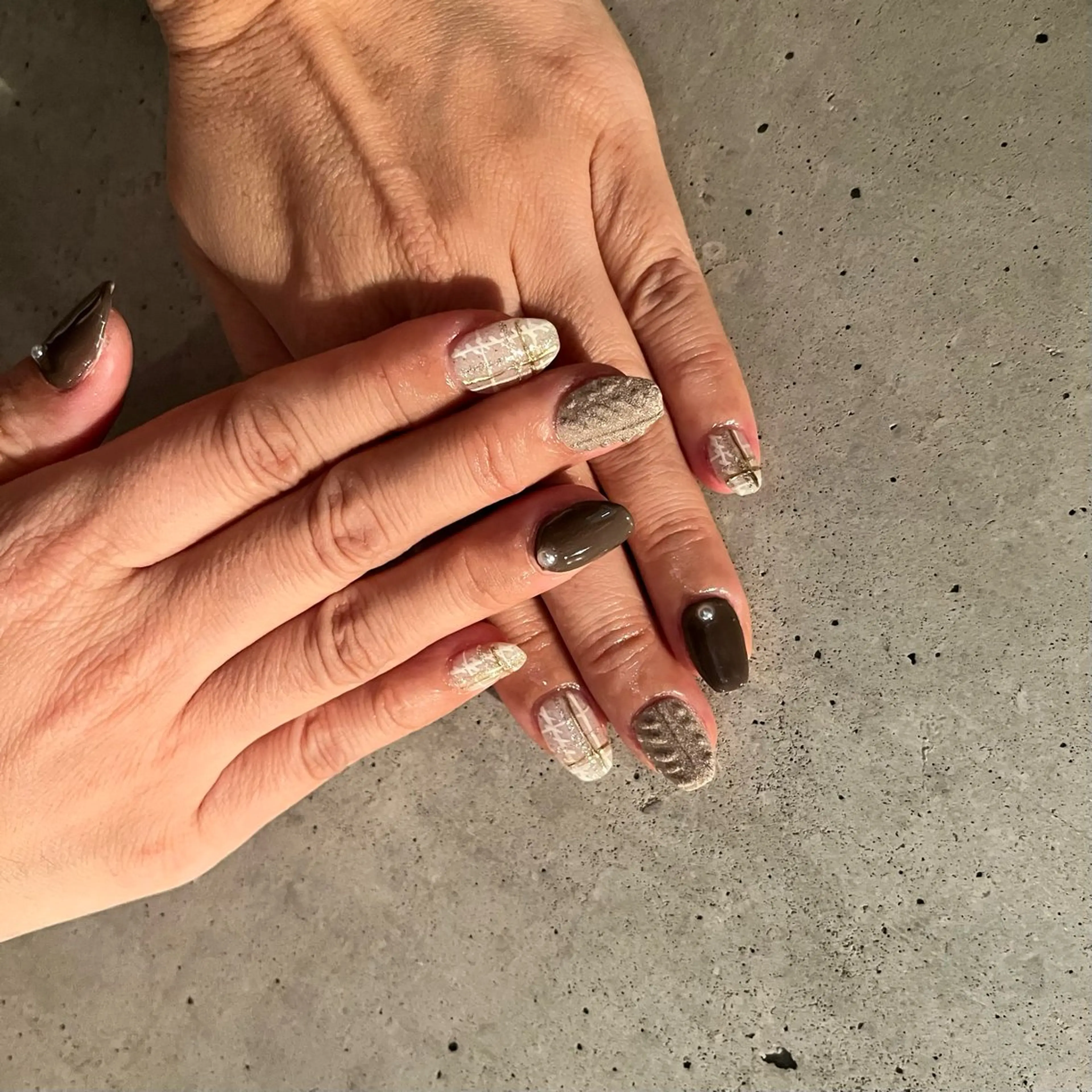 ネイル ストーンネイル ハンドネイル DariL Ayaのネイルデザイン