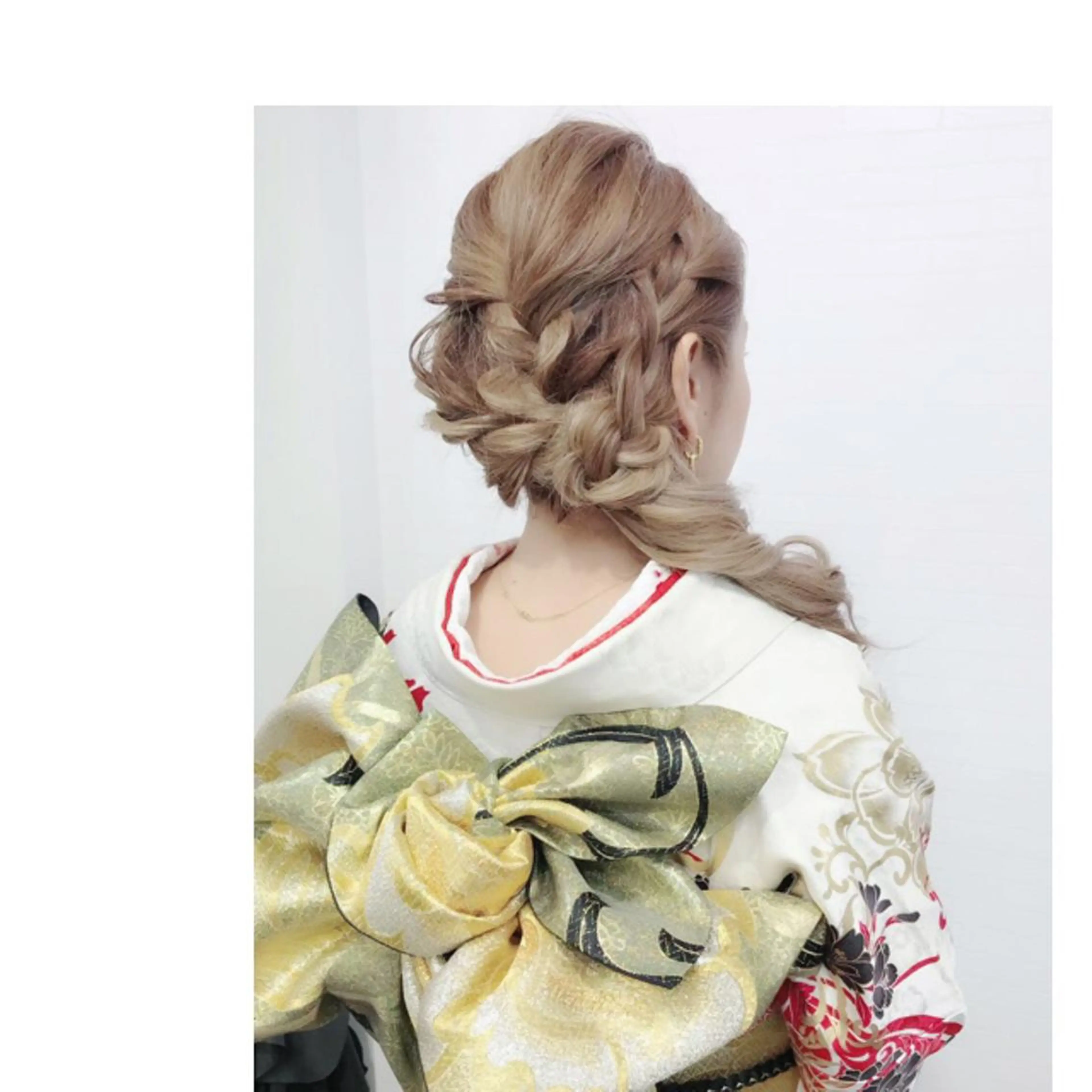 GRANLUSSO 〜グランルッソ駅前店所属・木口 嘉美のヘアスタイル