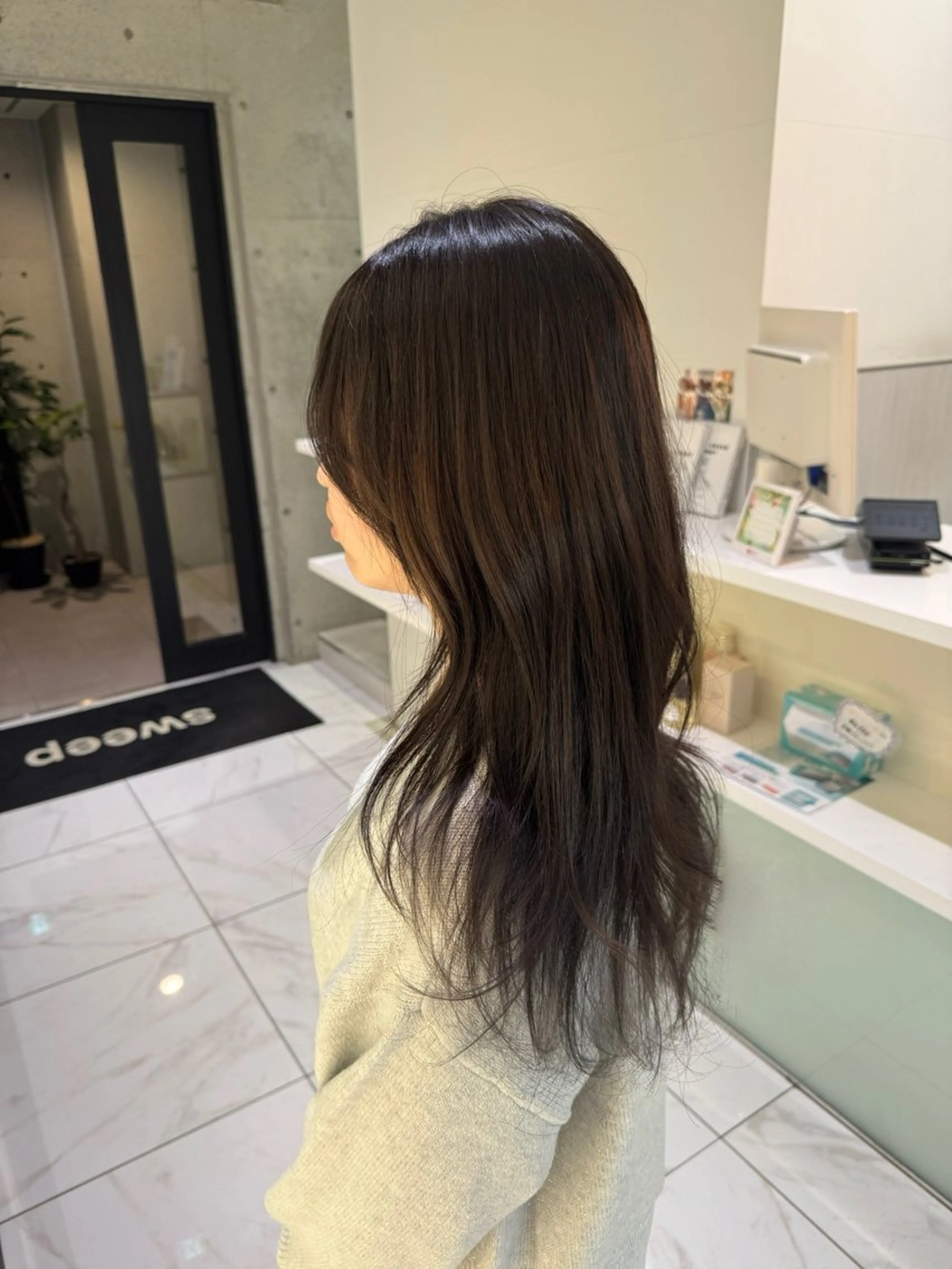 ロング ヘアカラー karina🌿レイ ヤーカット/髪質改善のヘアスタイル