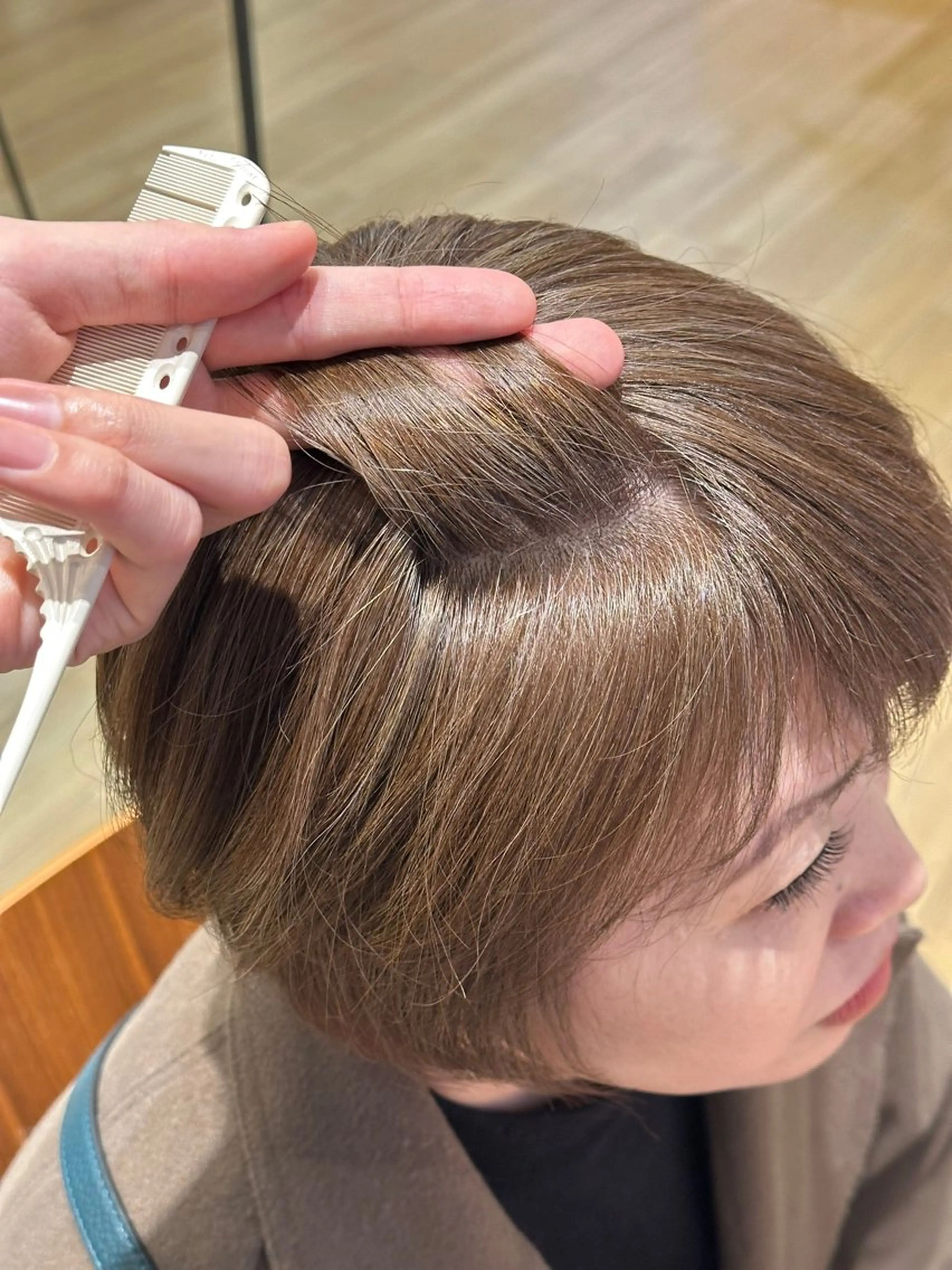 ショート カラー ヘアカラー Defi梅田 岡 宗杜のヘアスタイル