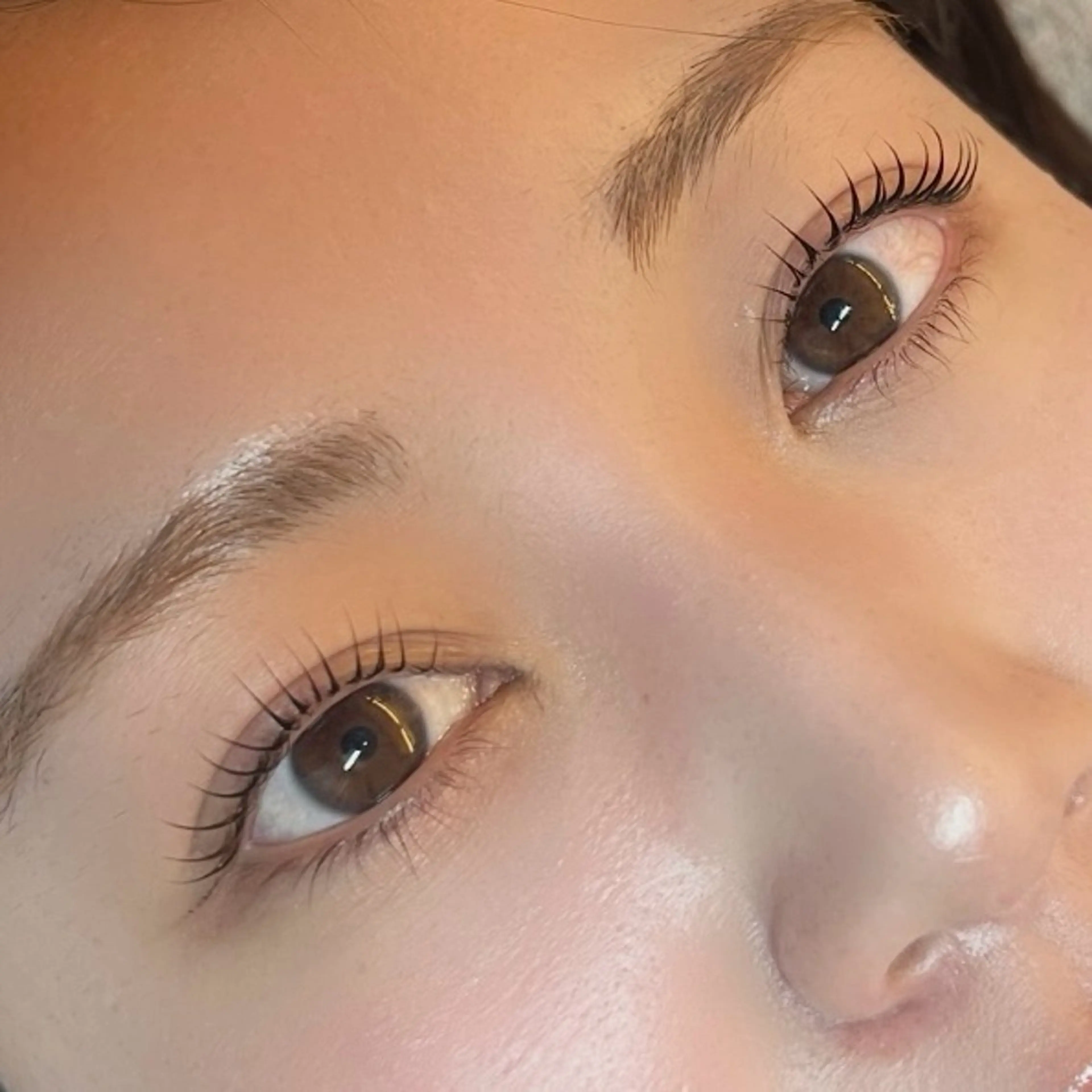 マツエク・マツパ まつげパーマ ワックス脱毛 眉カット その他(アイブロウ) eluna ヨシダの眉毛・アイブロウイメージ