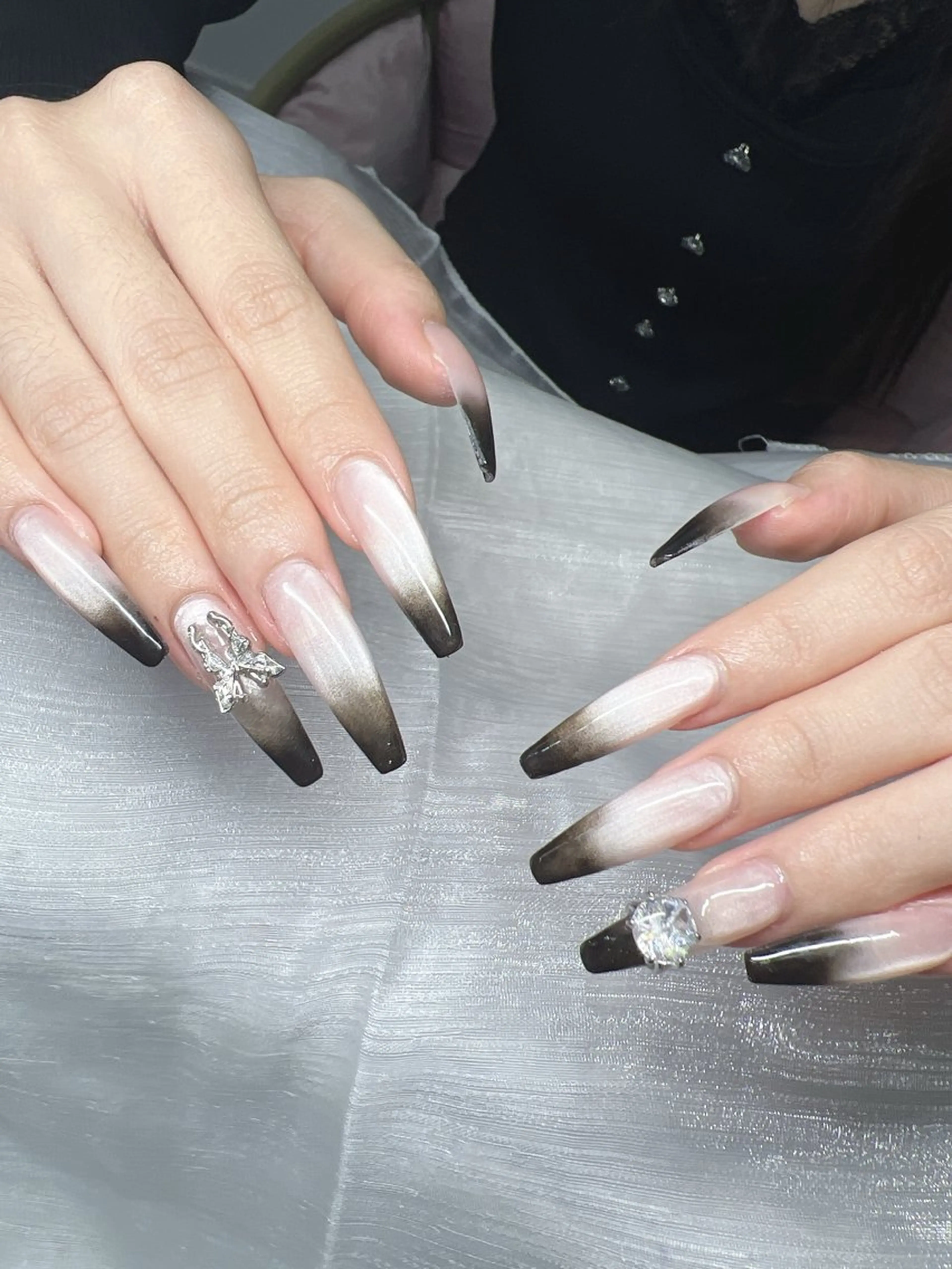 ネイル ハンドネイル Lee Nailsのネイルデザイン