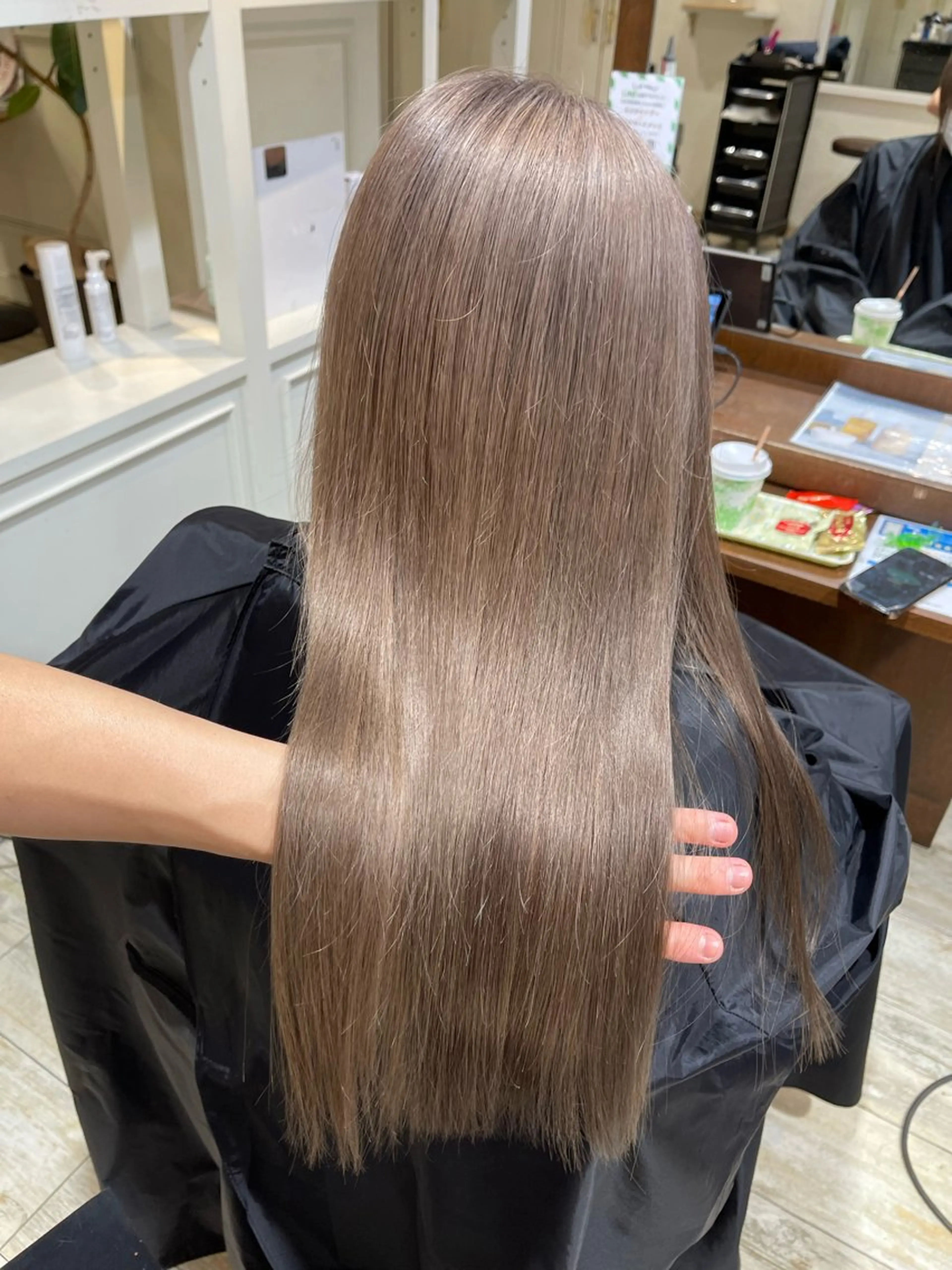 ミディアム カラー カット ヘアカラー トリートメント Che'ri所属・海外レイヤー/ レイヤーカット/和田のヘアスタイル