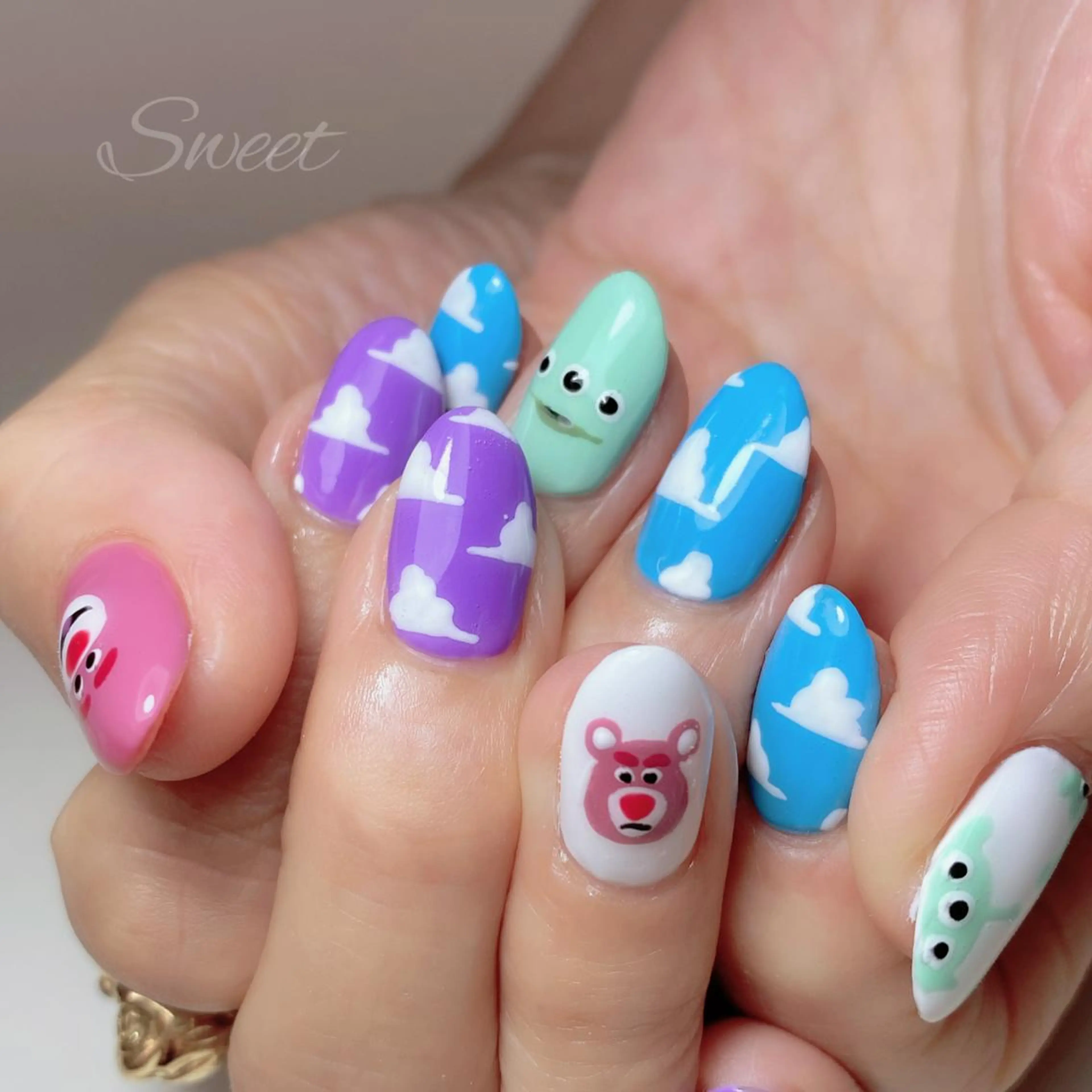 ネイル sweet 仲野陽子のネイルデザイン