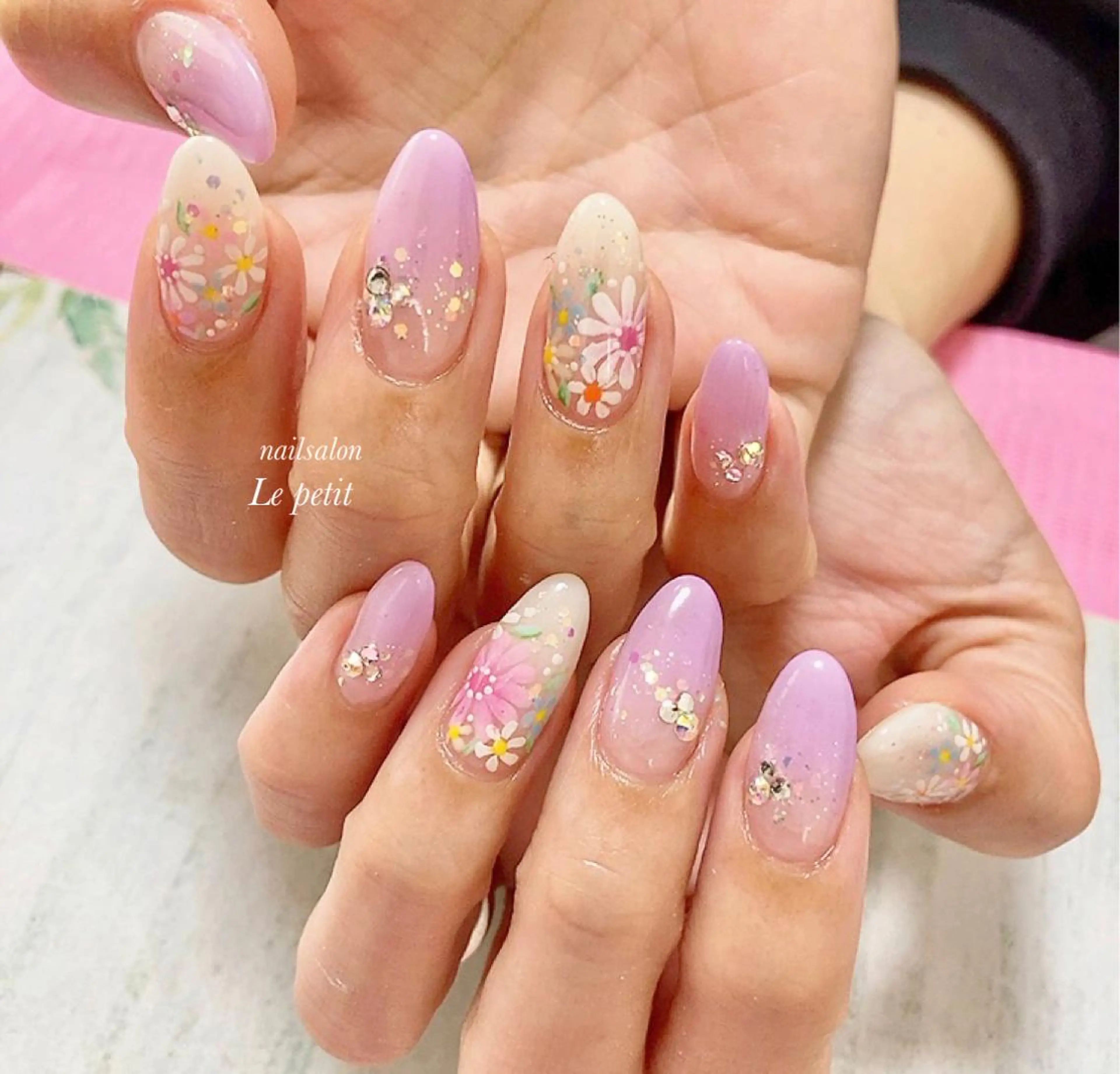 ネイル 石野 広佳のネイルデザイン