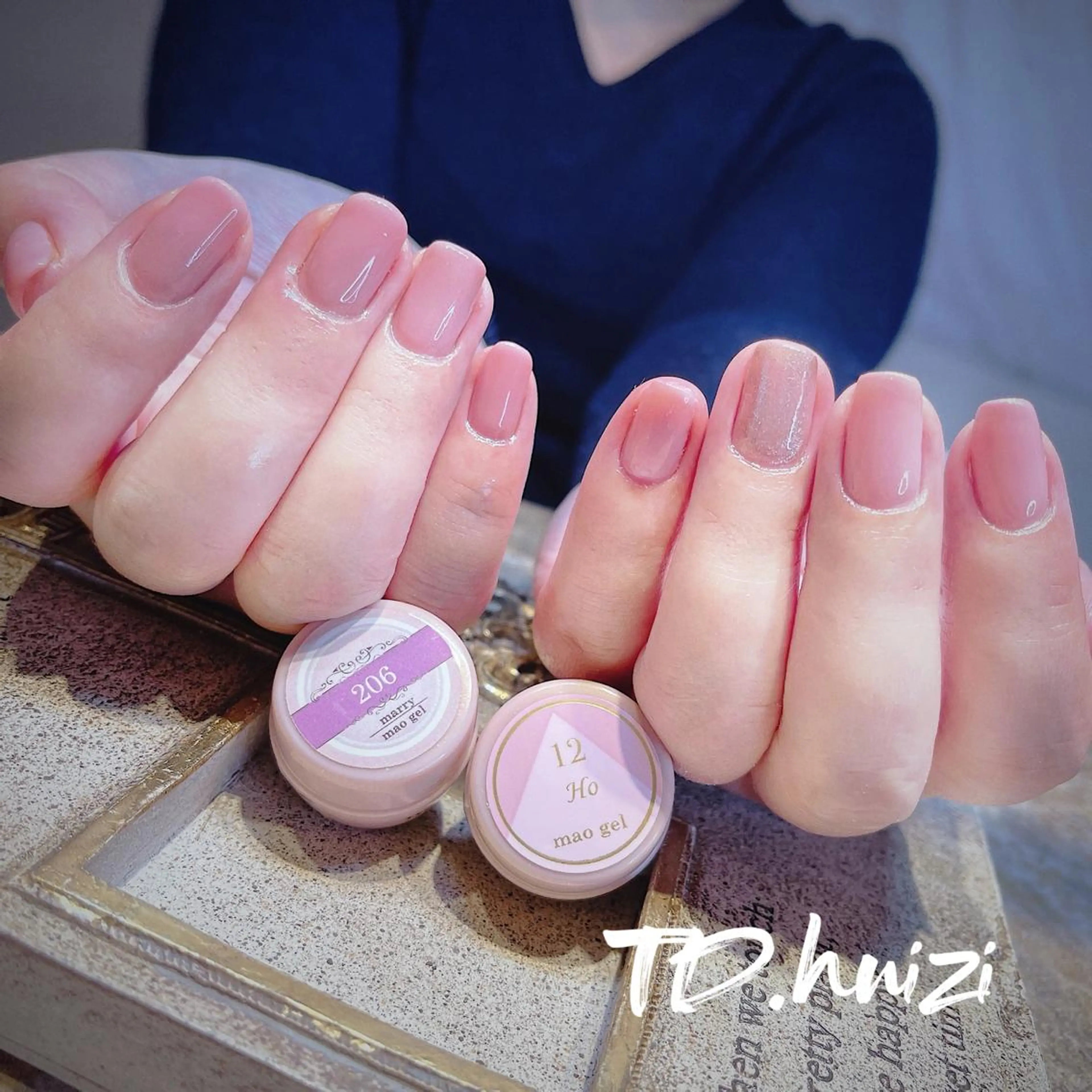 ミディアム めぐみのネイルサロン 惠のネイルデザイン