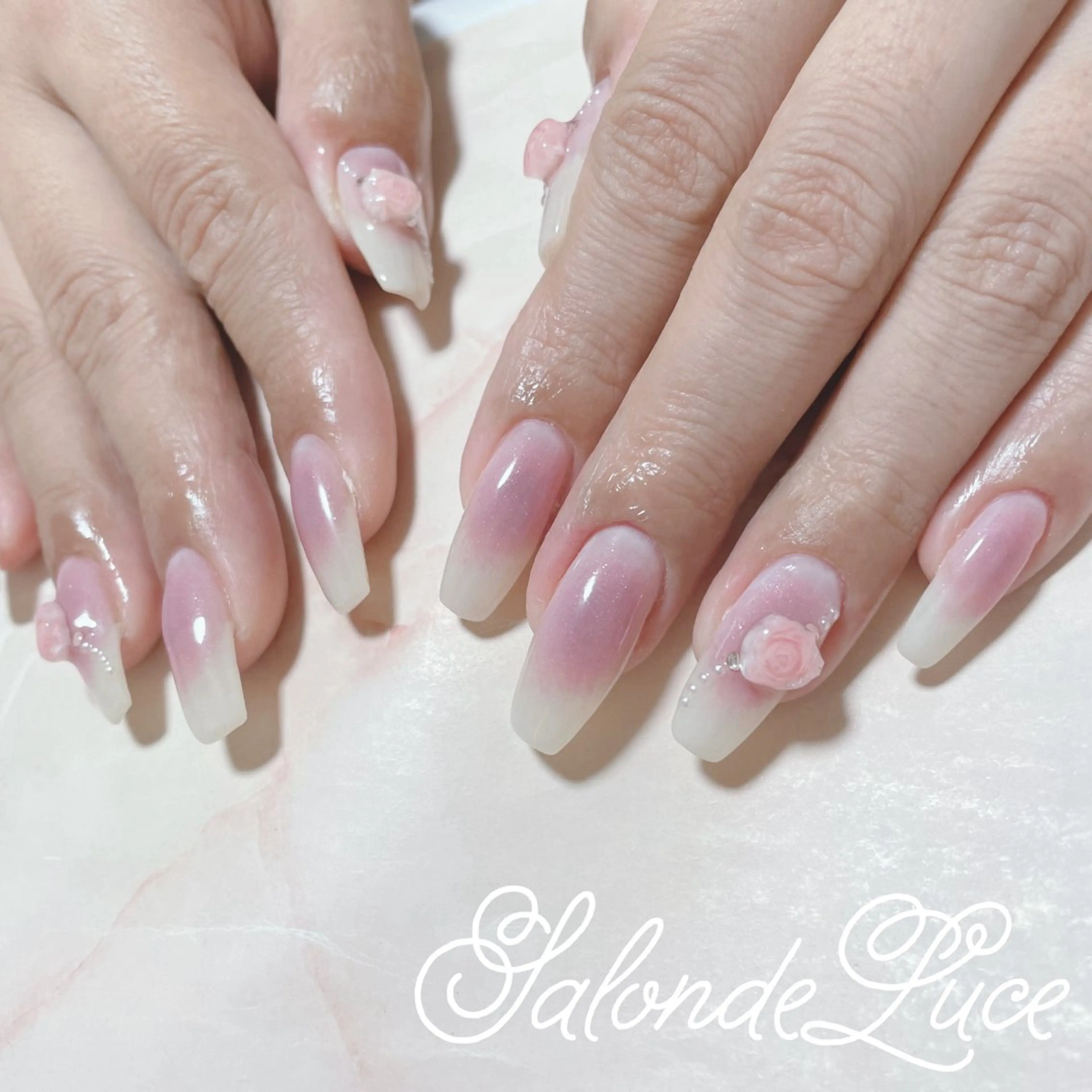 ネイル チークネイル Salon de Luceのネイルデザイン