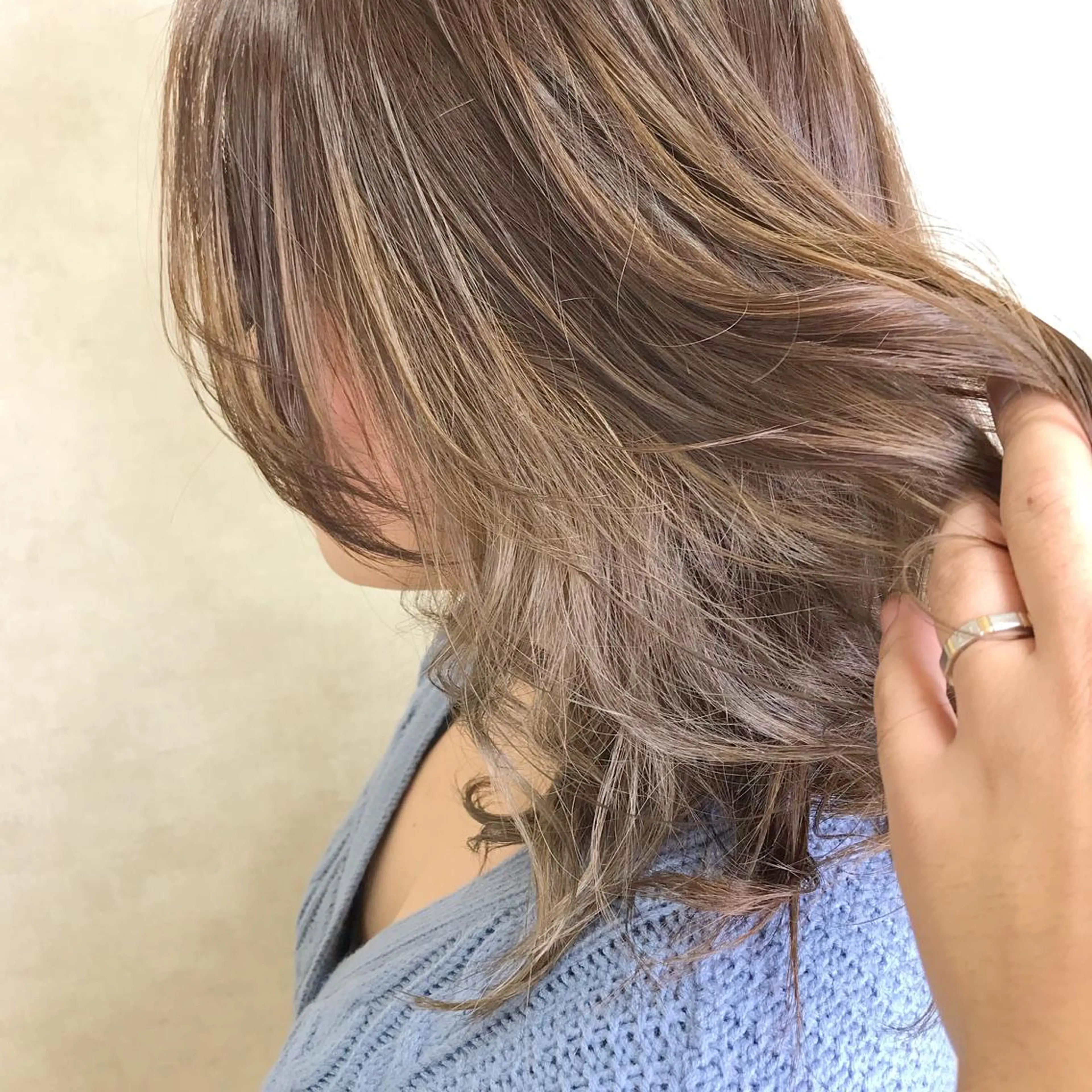 ミディアム カラー 竹井 寛喜のヘアスタイル